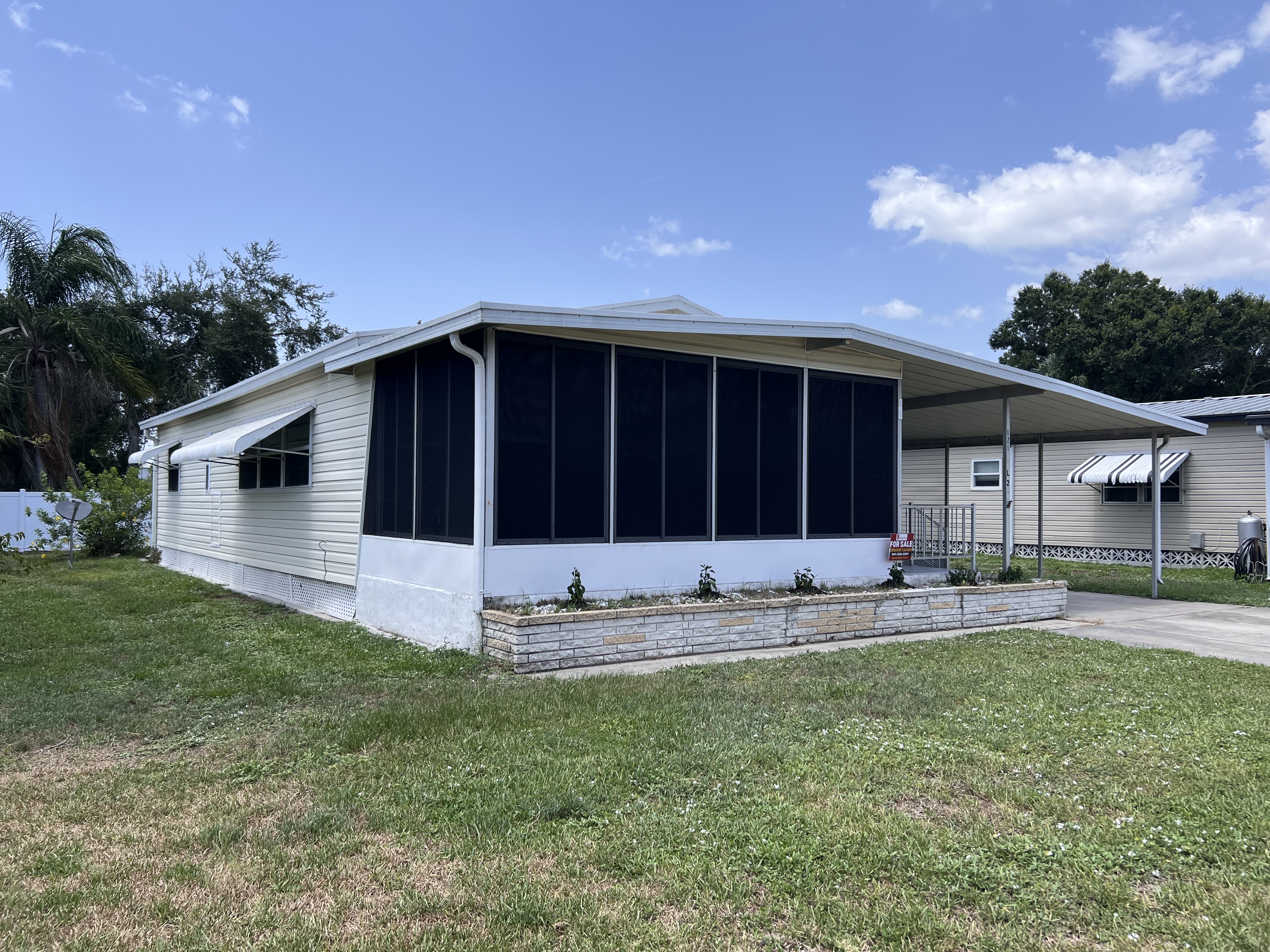 6515 15th St E, Lot L21, Sarasota, Florida 34243, 2 Bedrooms Bedrooms, ,2 BathroomsBathrooms,55-Plus Mobile Home,For Sale,15th St E, Lot L21,2787