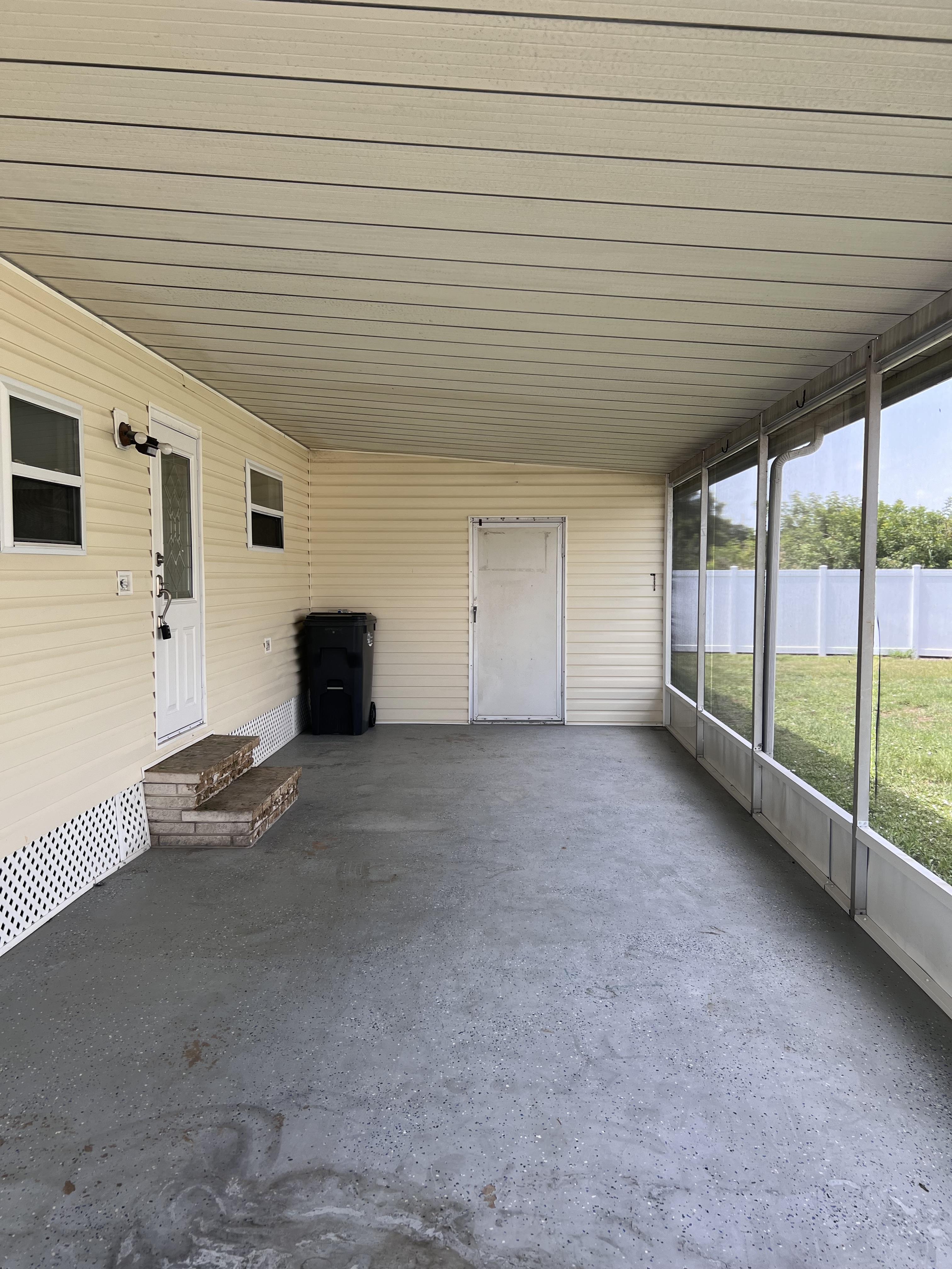 6515 15th St E, Lot L21, Sarasota, Florida 34243, 2 Bedrooms Bedrooms, ,2 BathroomsBathrooms,55-Plus Mobile Home,For Sale,15th St E, Lot L21,2787