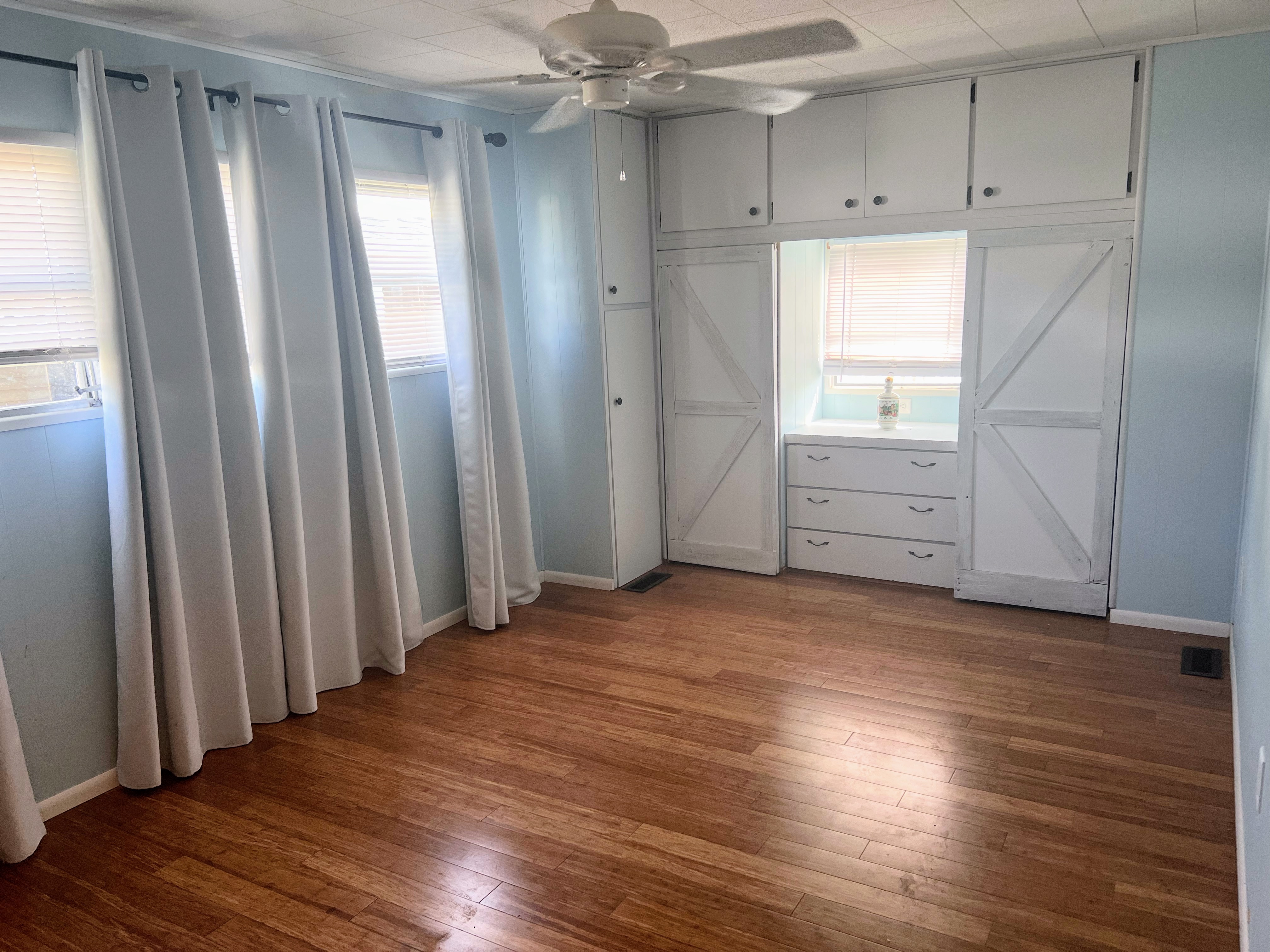 3901 Bahia Vista St, Lot 224, Sarasota, Florida 34234, 2 Bedrooms Bedrooms, ,1.5 BathroomsBathrooms,55-Plus Mobile Home,For Sale,Bahia Vista St, Lot 224,3227
