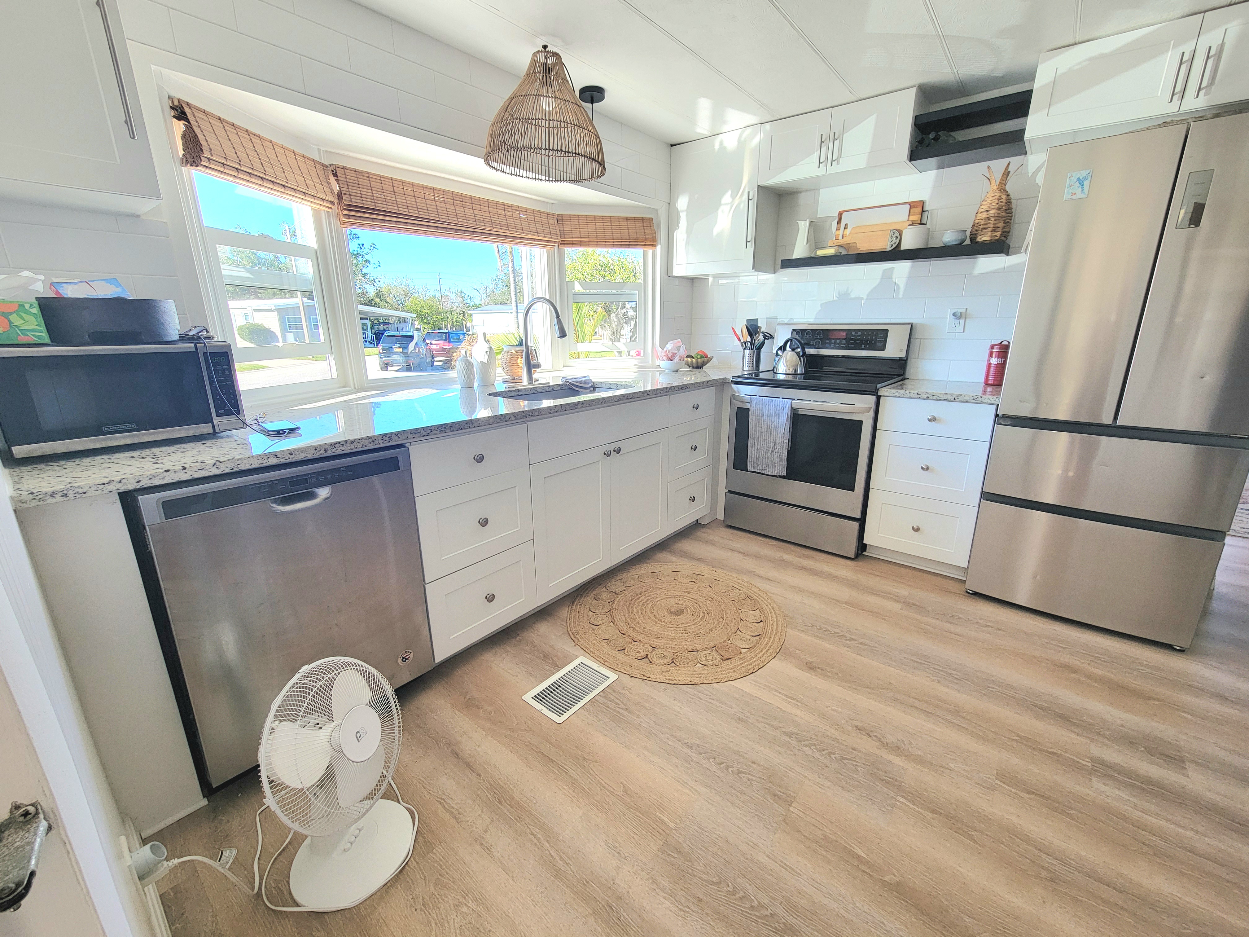 566 Montego Lane South, Ellenton, Florida 34222, 2 Bedrooms Bedrooms, ,2 BathroomsBathrooms,55-Plus Mobile Home,For Sale,Montego Lane South,3238