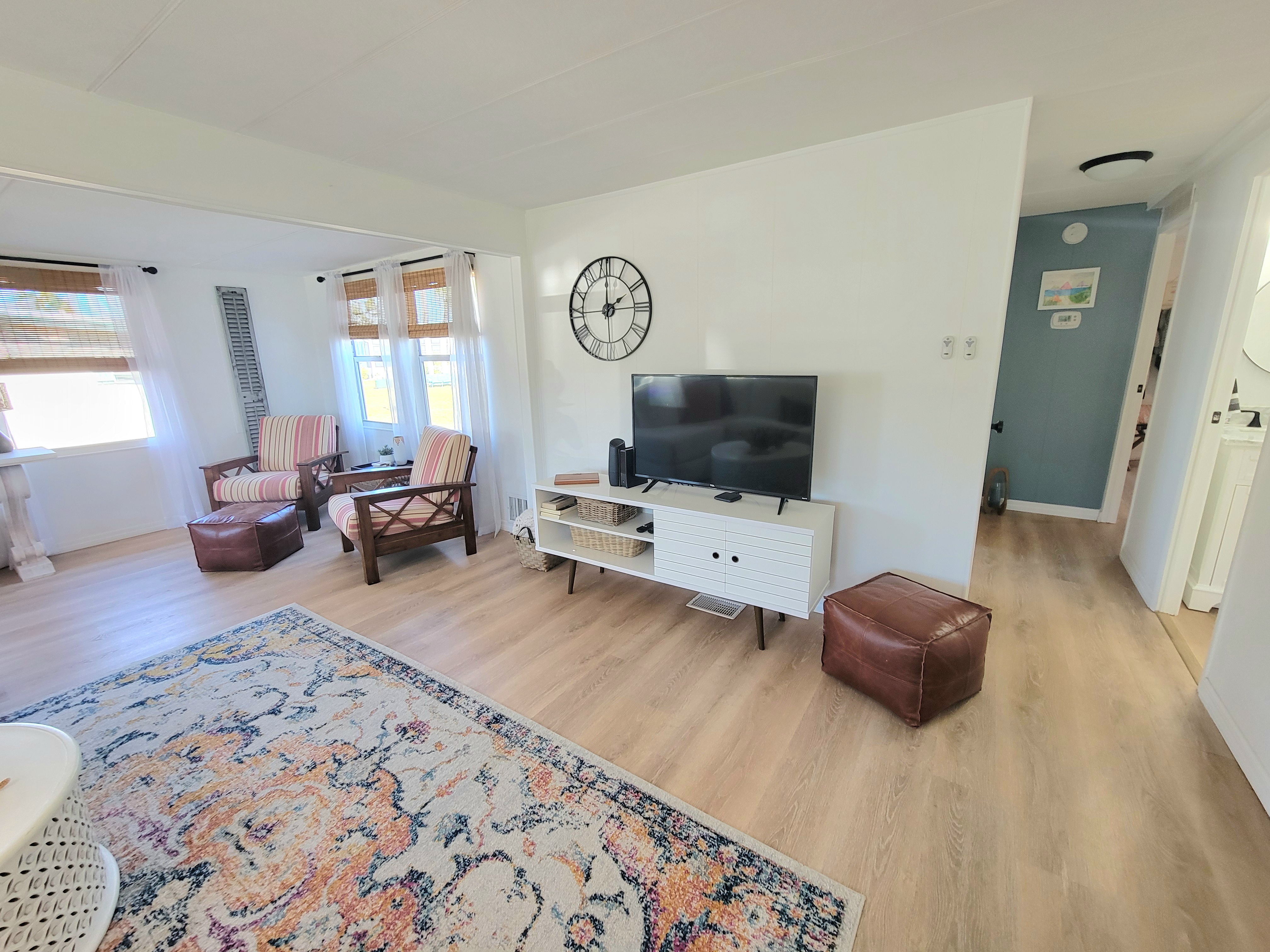 566 Montego Lane South, Ellenton, Florida 34222, 2 Bedrooms Bedrooms, ,2 BathroomsBathrooms,55-Plus Mobile Home,For Sale,Montego Lane South,3238