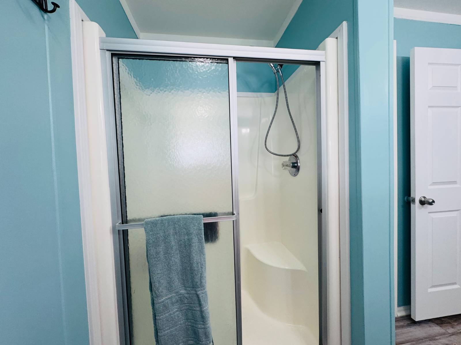 335 Colony Drive N, Ellenton, Florida 34222, 3 Bedrooms Bedrooms, ,2 BathroomsBathrooms,55-Plus Mobile Home,For Sale,Colony Drive N,3315