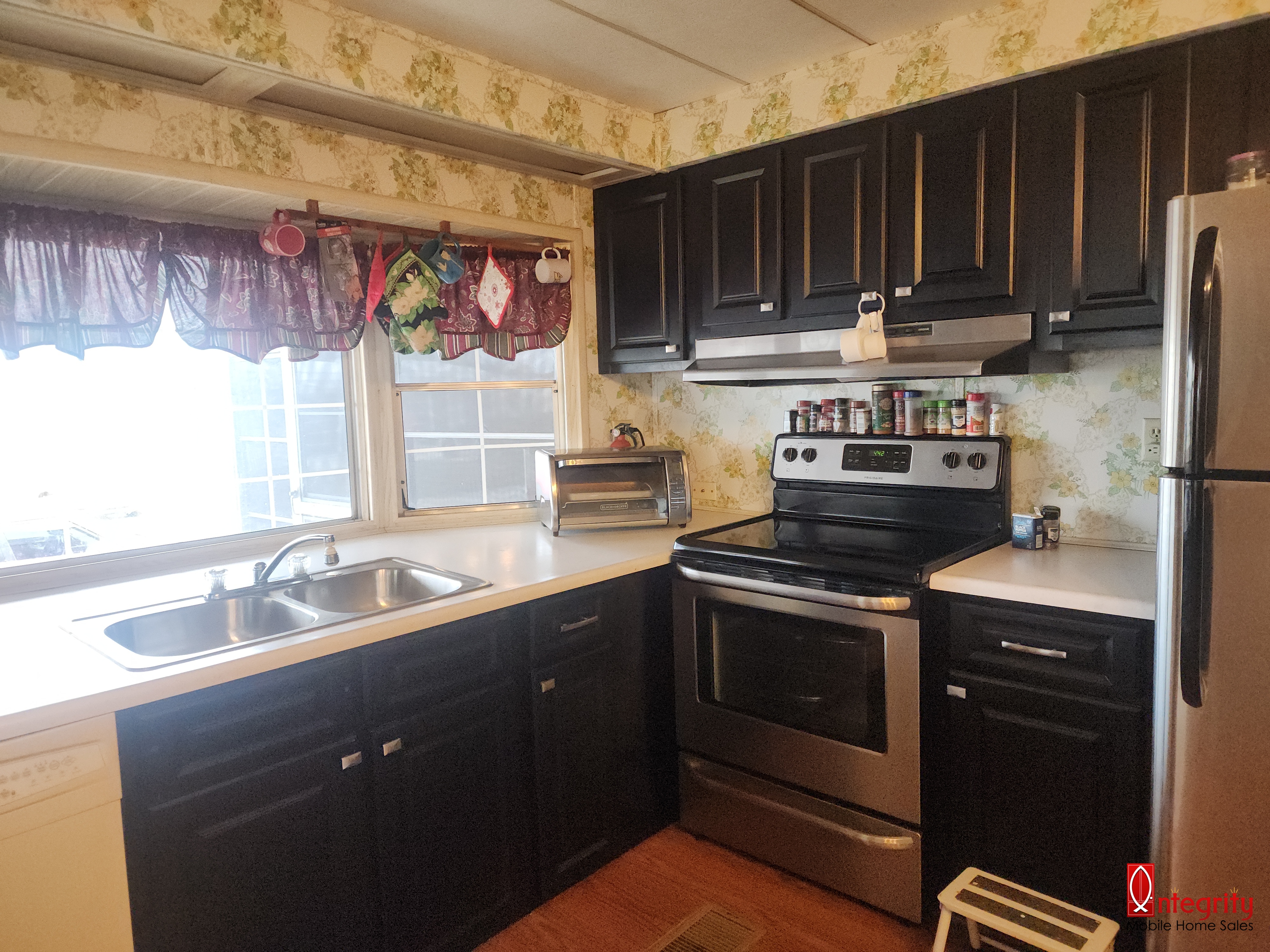 464 Sunset Circle South, Ellenton, Florida 34222, 2 Bedrooms Bedrooms, ,2 BathroomsBathrooms,55-Plus Mobile Home,For Sale,Sunset Circle South,3335