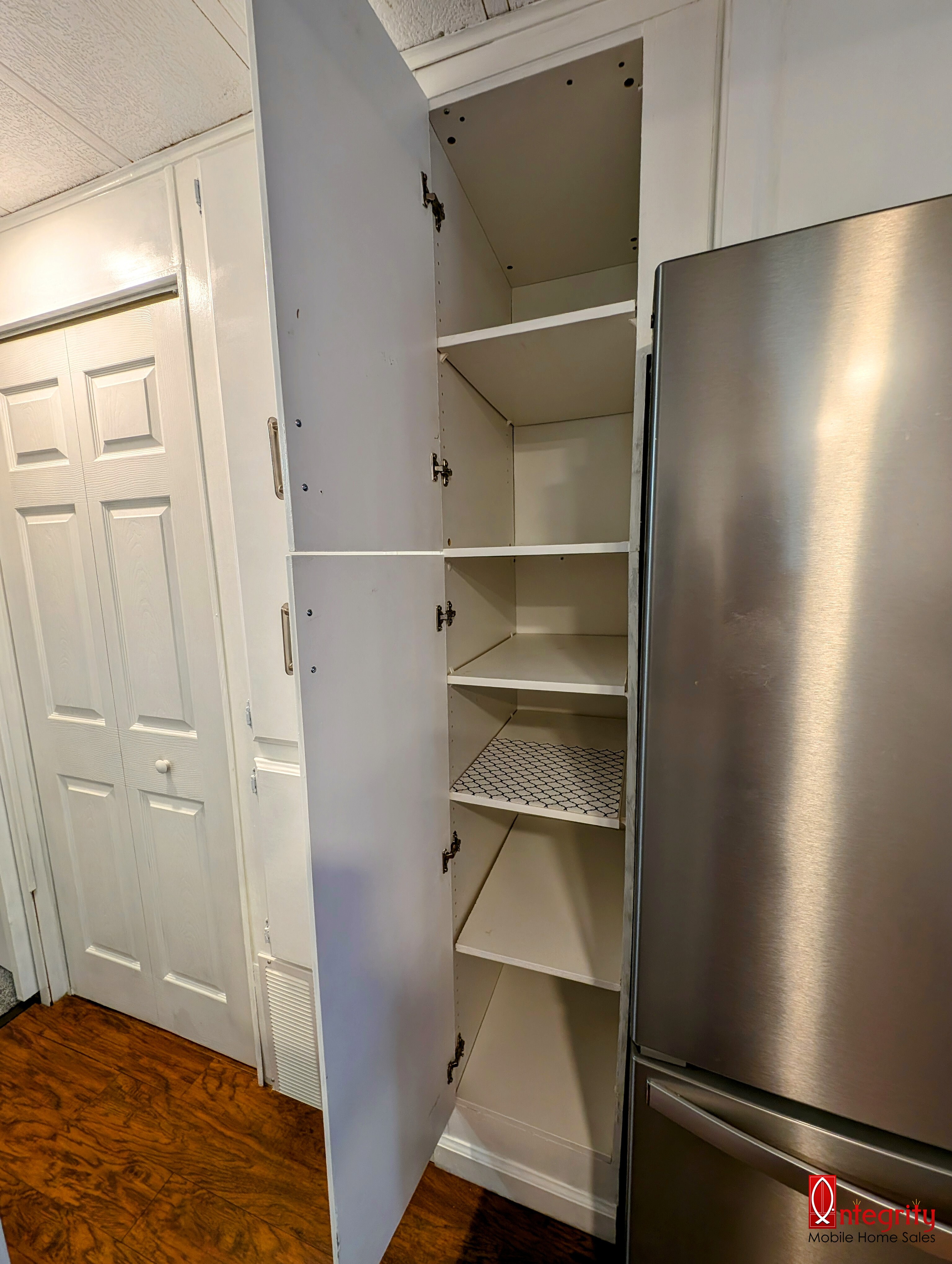 2206 Chaney Drive, Lot 107, Ruskin, Florida 33570, 2 Bedrooms Bedrooms, ,1 BathroomBathrooms,55-Plus Mobile Home,For Sale,Chaney Drive, Lot 107,3368