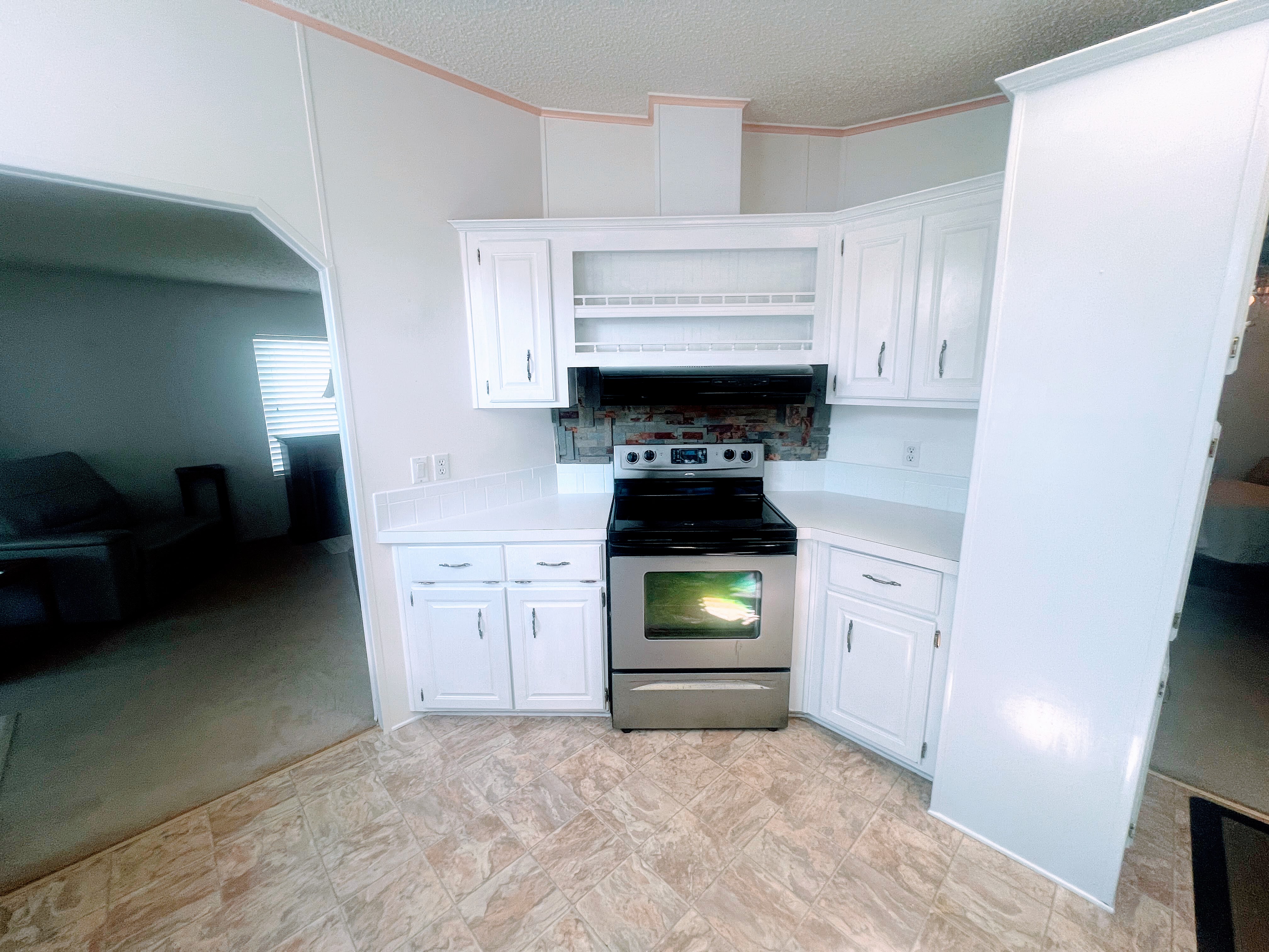 14300 66th St N, Lot 421, Clearwater, Florida 33764, 2 Bedrooms Bedrooms, ,2 BathroomsBathrooms,55-Plus Mobile Home,For Sale,66th St N, Lot 421,3380