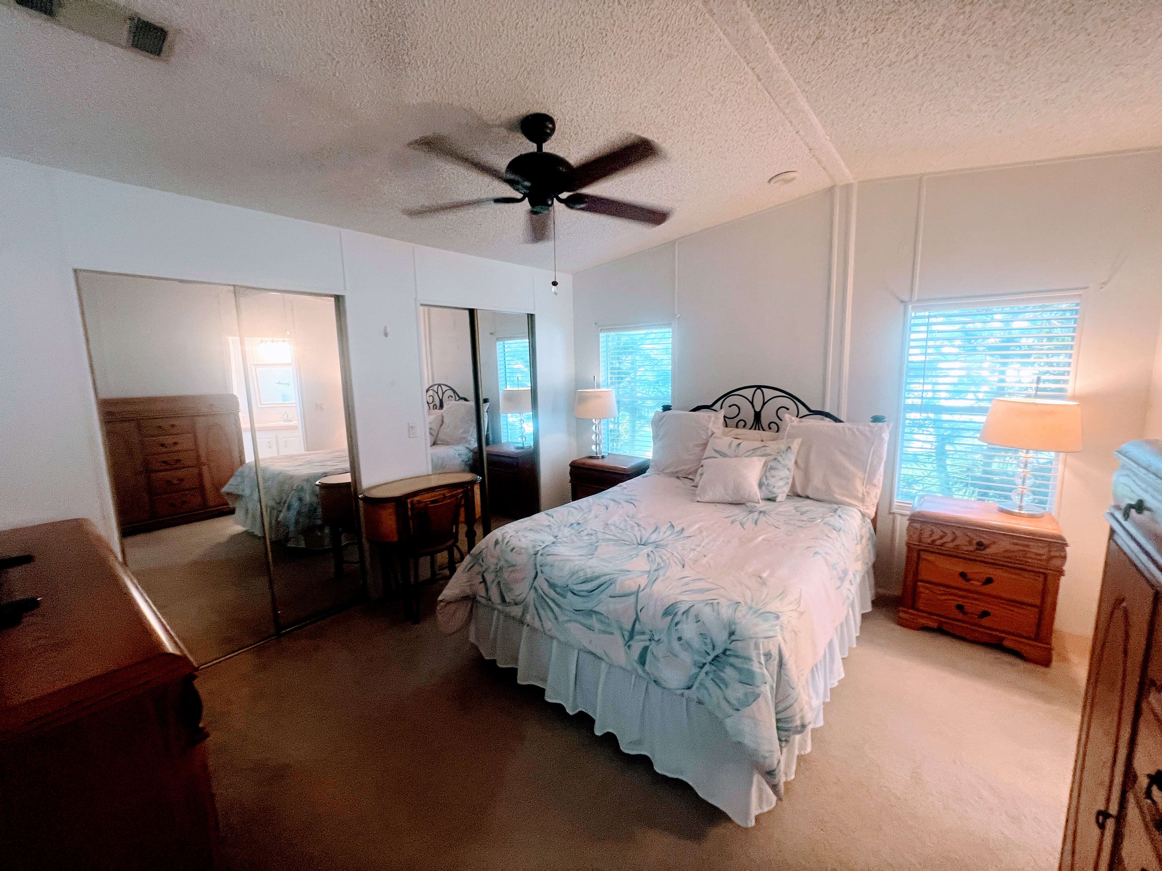 14300 66th St N, Lot 421, Clearwater, Florida 33764, 2 Bedrooms Bedrooms, ,2 BathroomsBathrooms,55-Plus Mobile Home,For Sale,66th St N, Lot 421,3380