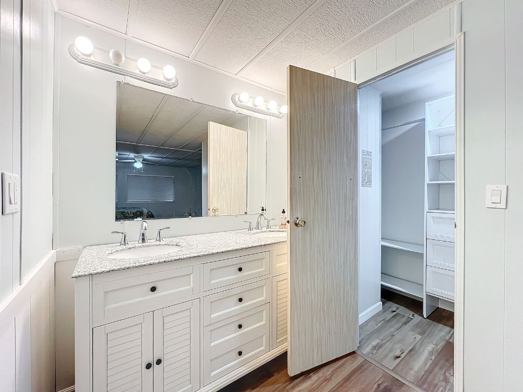 508 44th Avenue East, Lot K8, Bradenton, Florida 34203, 2 Bedrooms Bedrooms, ,2 BathroomsBathrooms,55-Plus Mobile Home,For Sale,44th Avenue East, Lot K8,3405