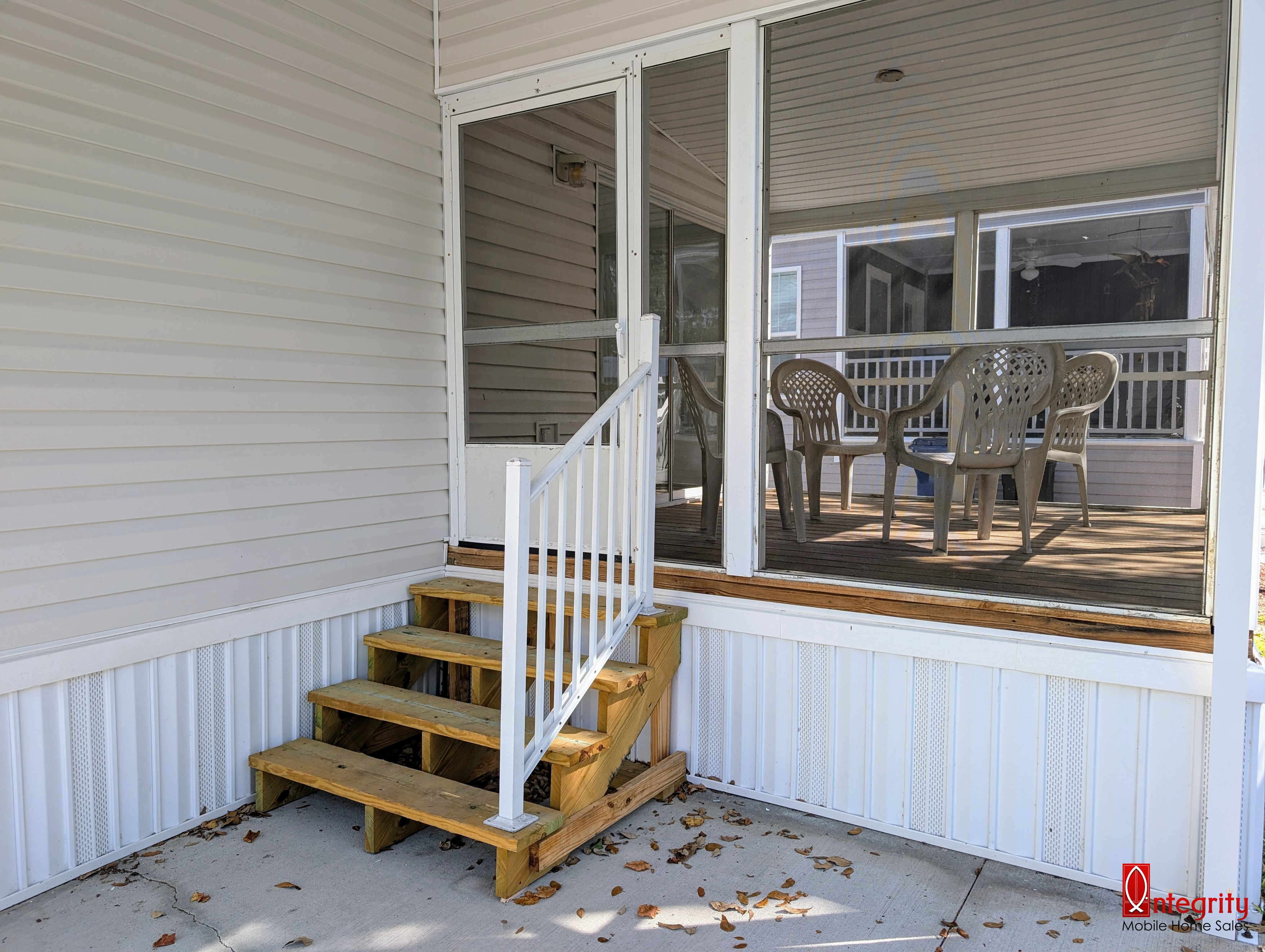 230 57th Ct E, Palmetto, Florida 34221, 2 Bedrooms Bedrooms, ,2 BathroomsBathrooms,55-Plus Mobile Home,For Sale,57th Ct E,3409