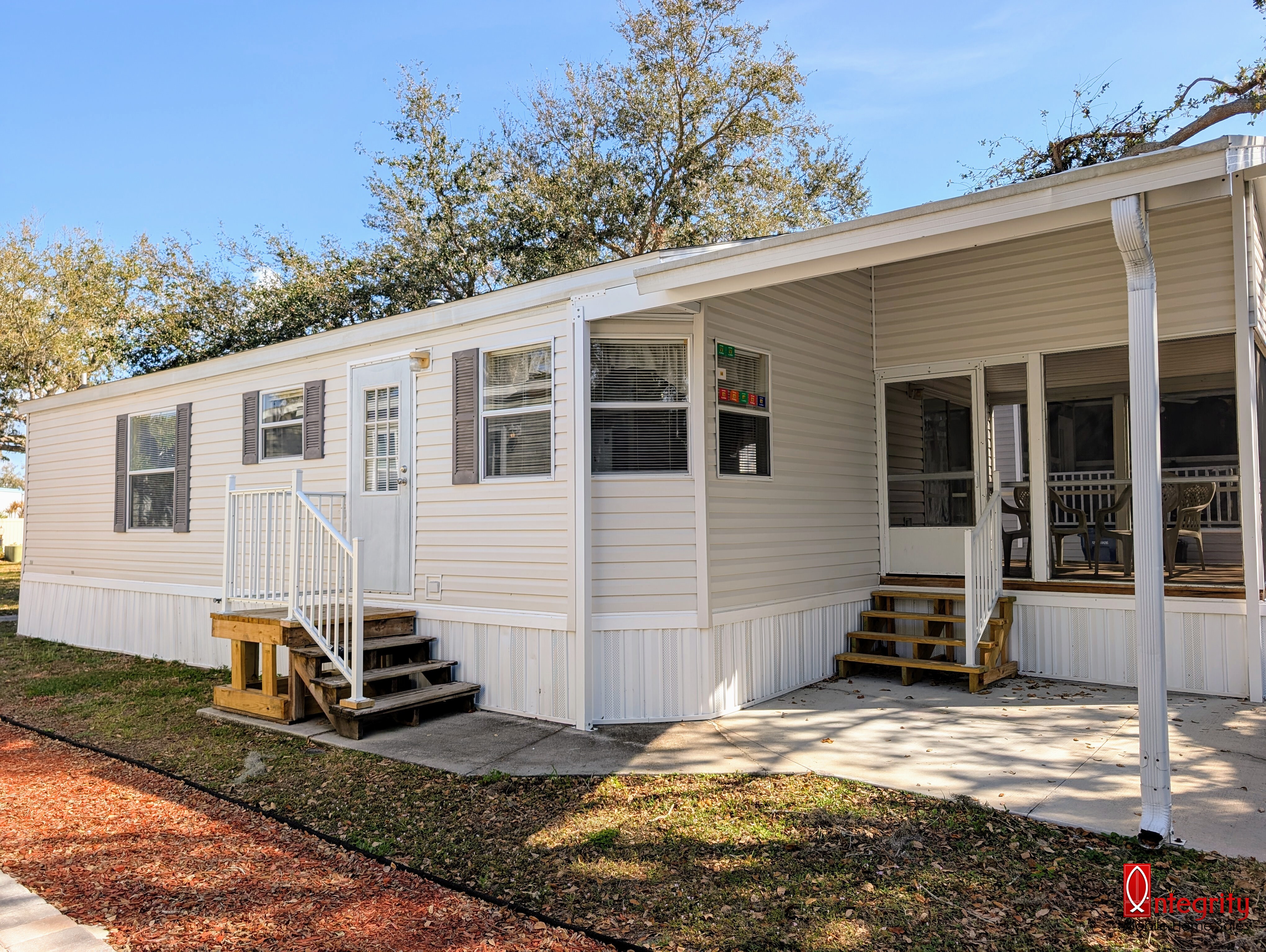 230 57th Ct E, Palmetto, Florida 34221, 2 Bedrooms Bedrooms, ,2 BathroomsBathrooms,55-Plus Mobile Home,For Sale,57th Ct E,3409