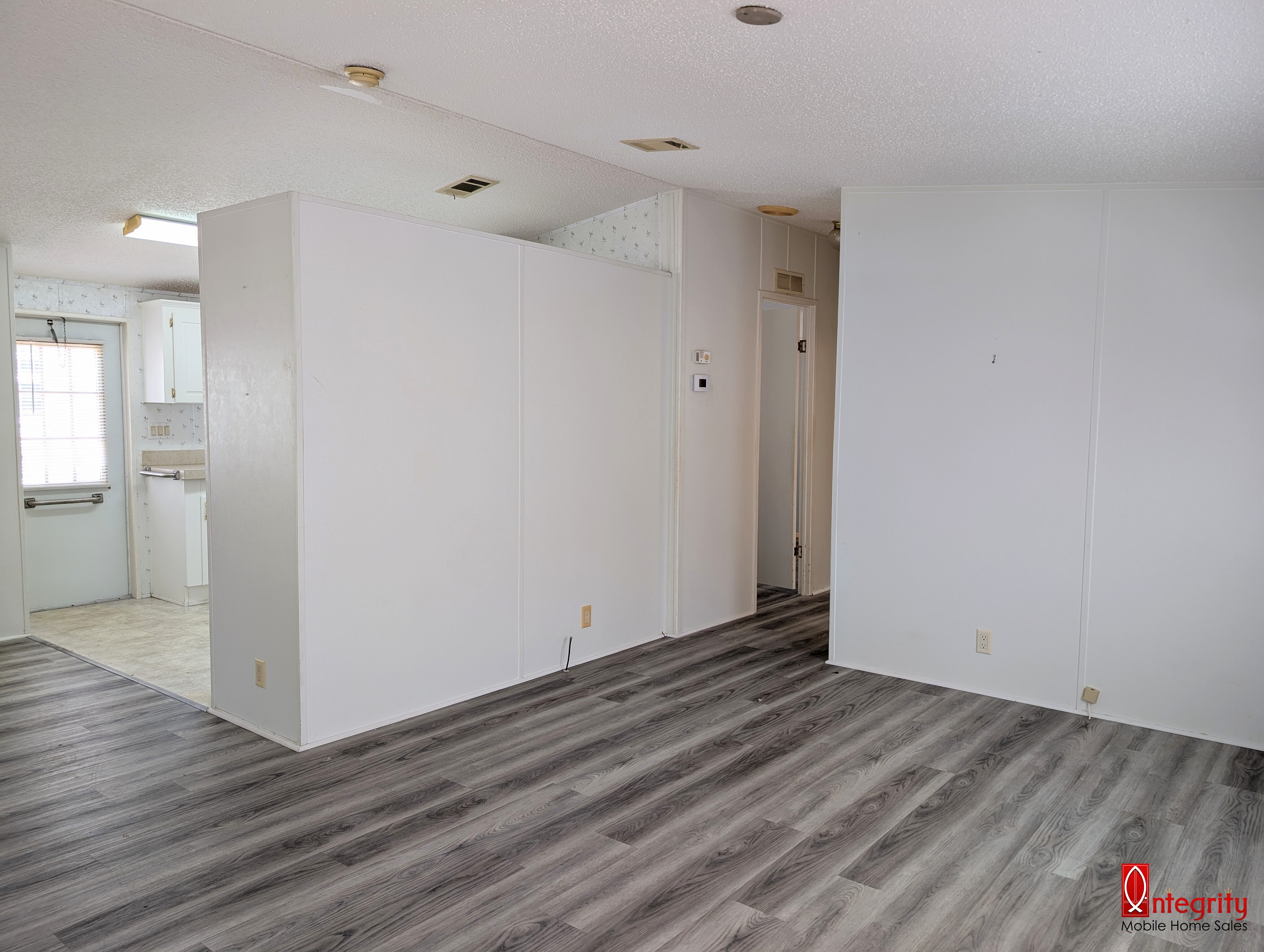 230 57th Ct E, Palmetto, Florida 34221, 2 Bedrooms Bedrooms, ,2 BathroomsBathrooms,55-Plus Mobile Home,For Sale,57th Ct E,3409