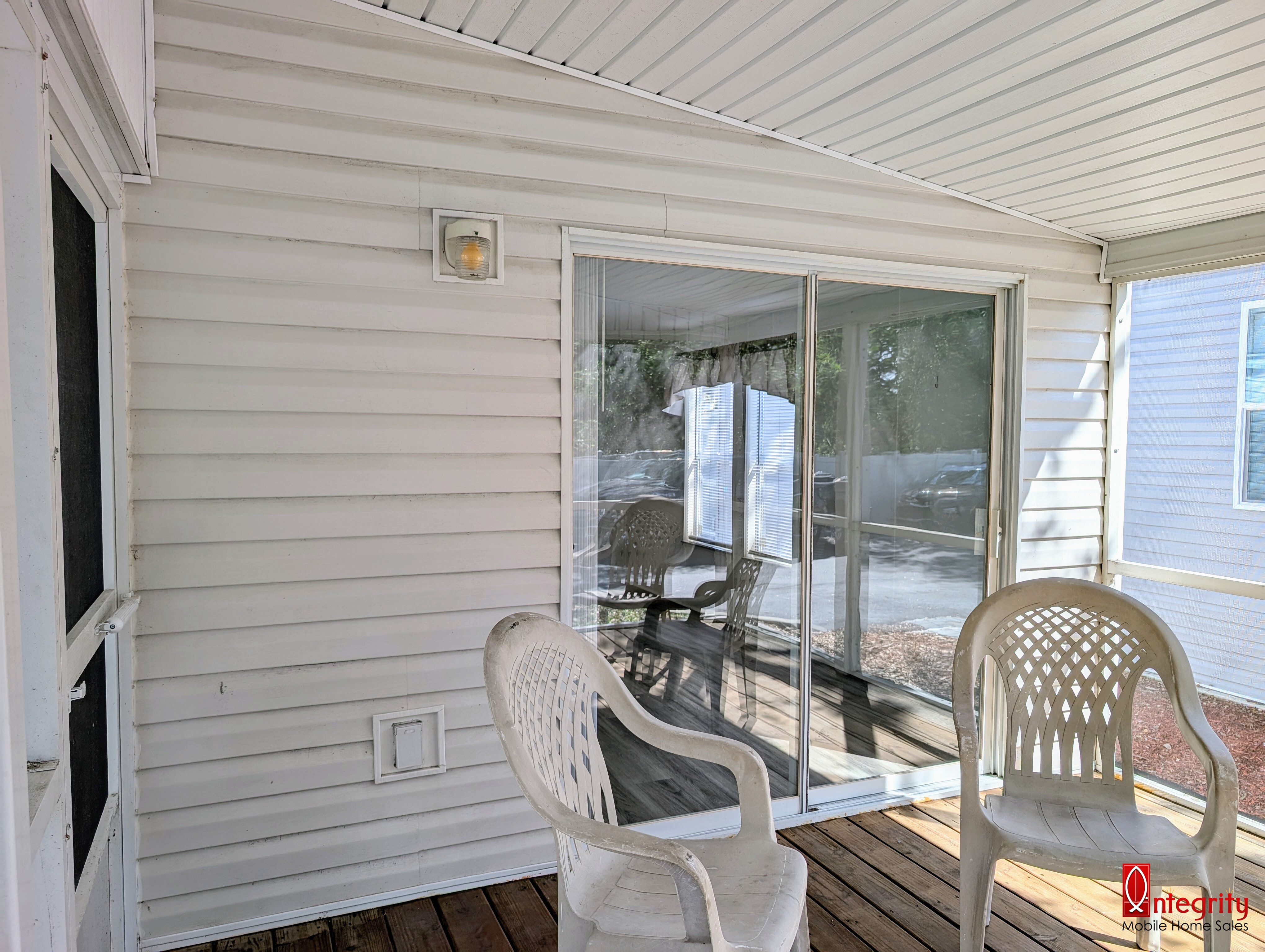 230 57th Ct E, Palmetto, Florida 34221, 2 Bedrooms Bedrooms, ,2 BathroomsBathrooms,55-Plus Mobile Home,For Sale,57th Ct E,3409
