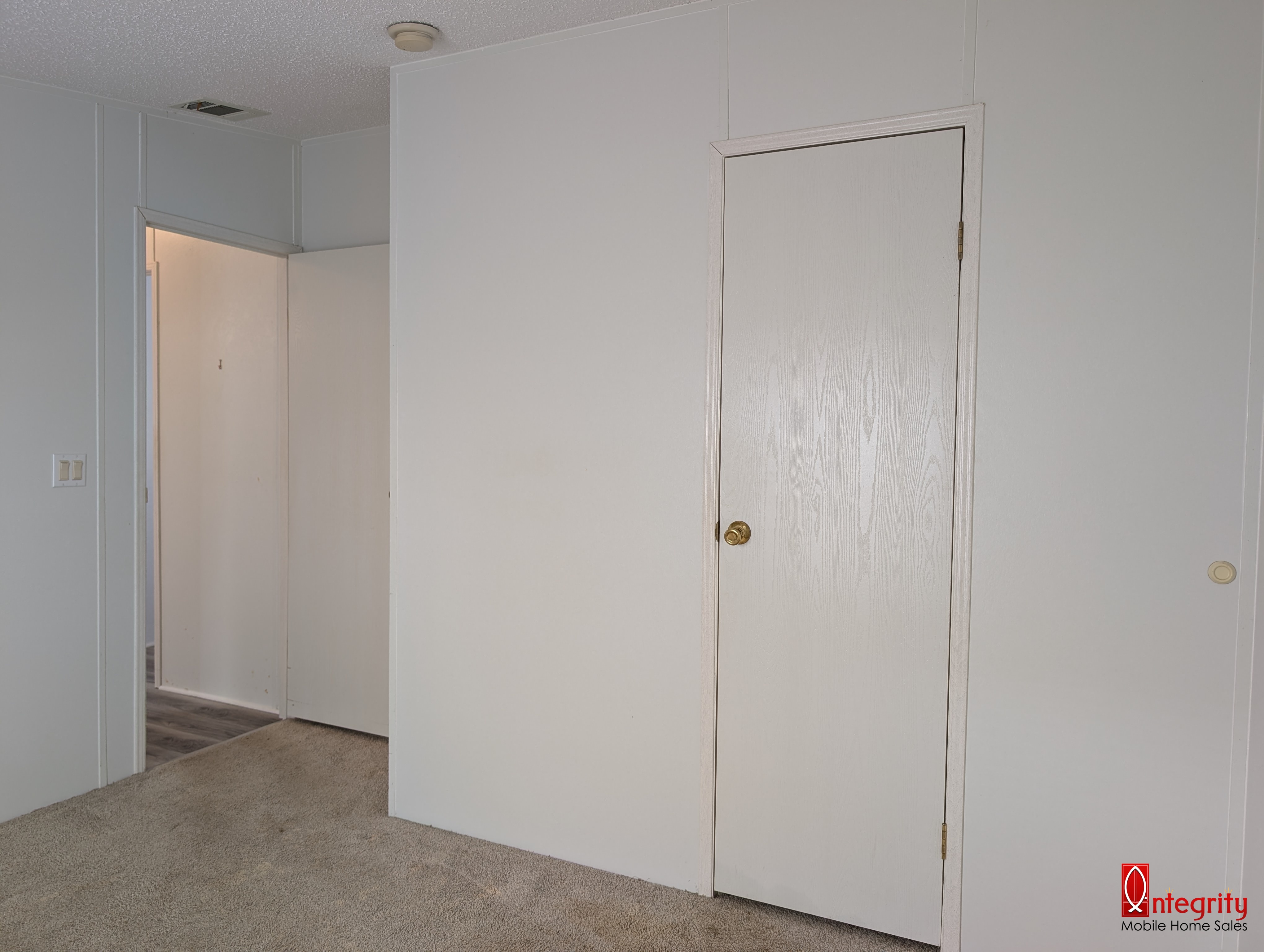 230 57th Ct E, Palmetto, Florida 34221, 2 Bedrooms Bedrooms, ,2 BathroomsBathrooms,55-Plus Mobile Home,For Sale,57th Ct E,3409