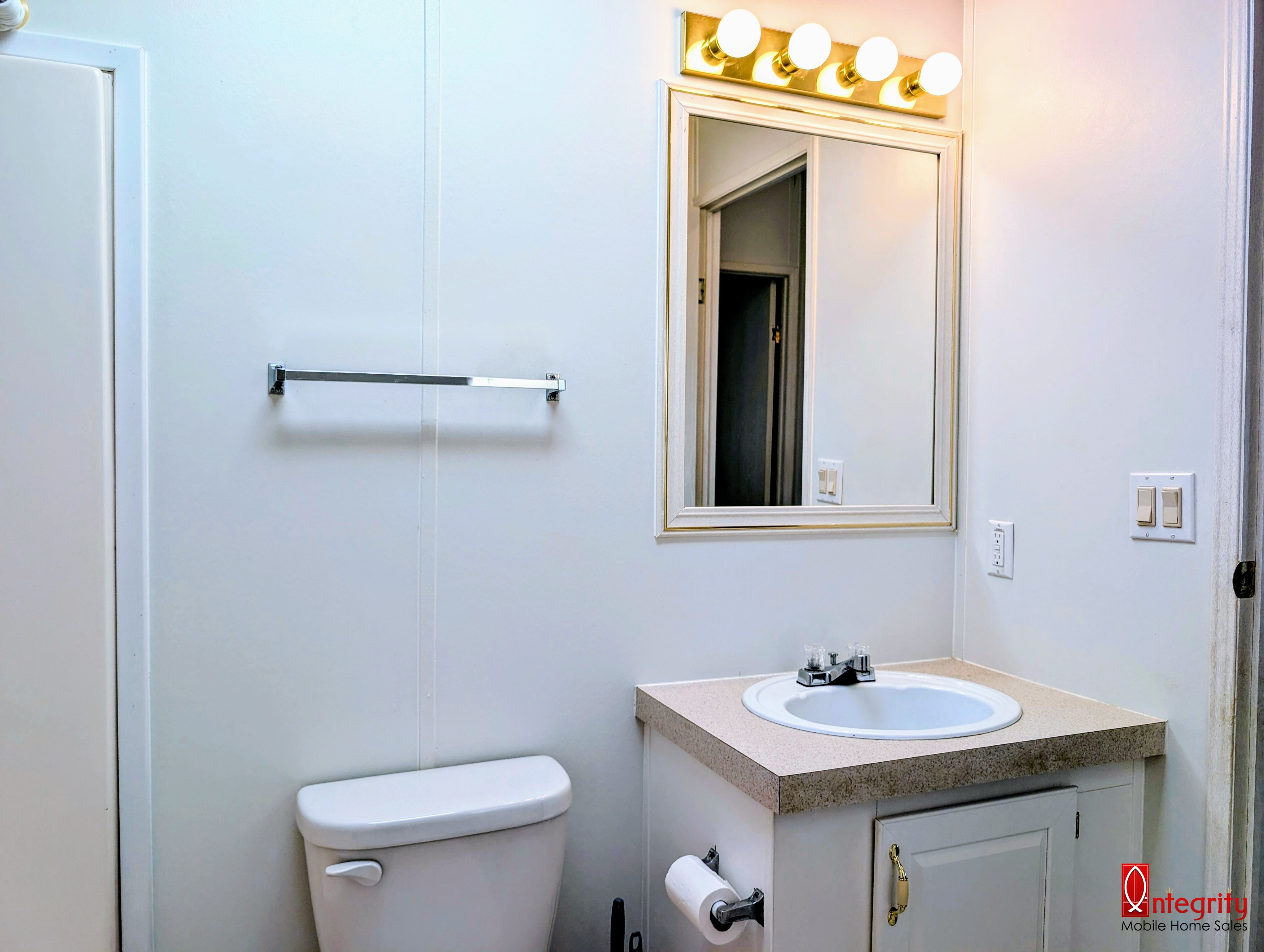 230 57th Ct E, Palmetto, Florida 34221, 2 Bedrooms Bedrooms, ,2 BathroomsBathrooms,55-Plus Mobile Home,For Sale,57th Ct E,3409