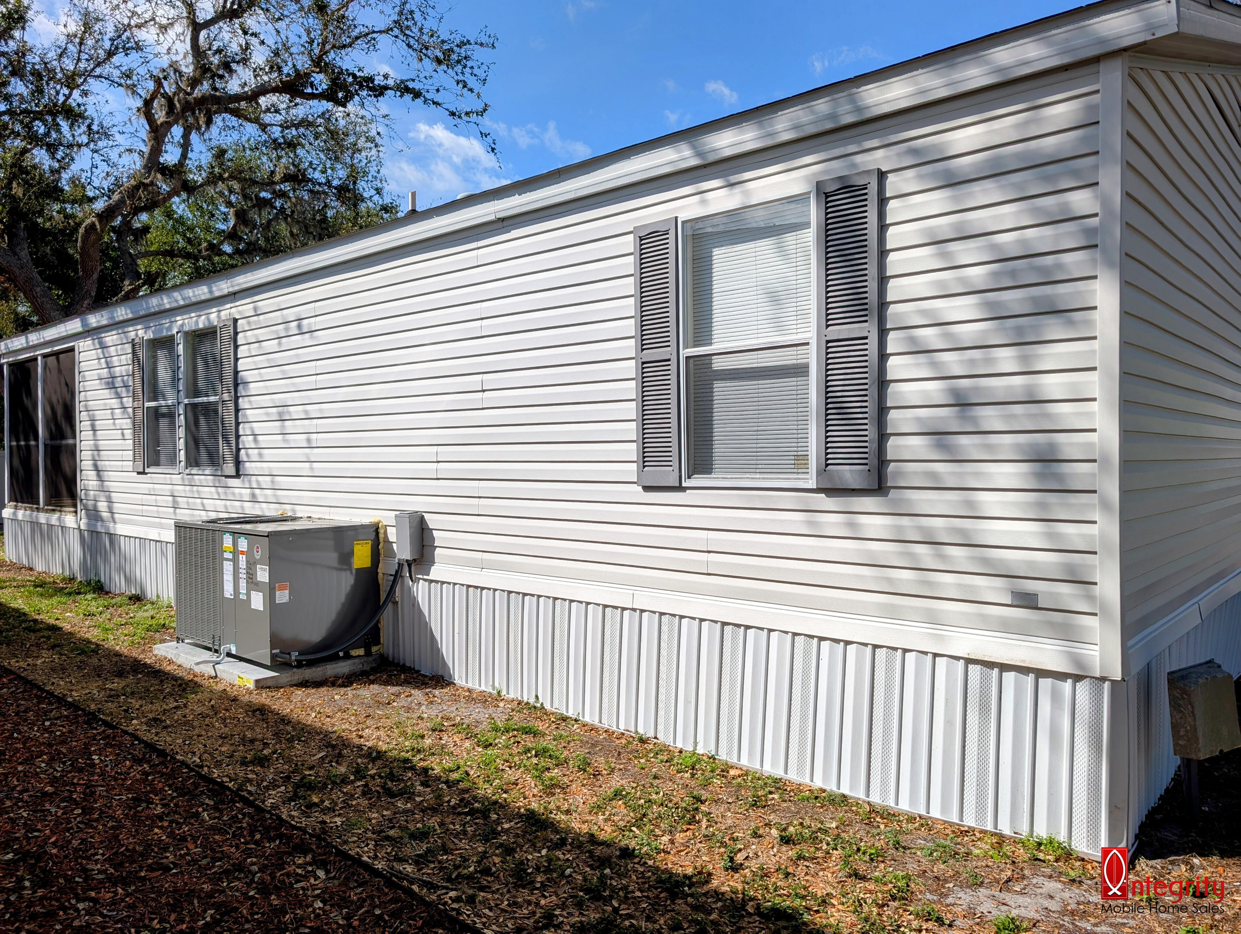 230 57th Ct E, Palmetto, Florida 34221, 2 Bedrooms Bedrooms, ,2 BathroomsBathrooms,55-Plus Mobile Home,For Sale,57th Ct E,3409