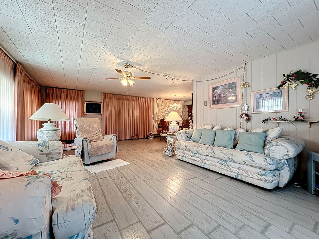 6315 Aloha Drive, Bradenton, Florida 34207, 2 Bedrooms Bedrooms, ,2 BathroomsBathrooms,55-Plus Mobile Home,For Sale,Aloha Drive,3417