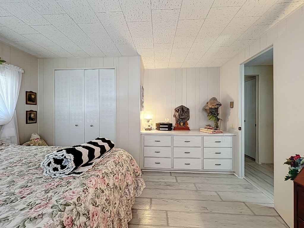 6315 Aloha Drive, Bradenton, Florida 34207, 2 Bedrooms Bedrooms, ,2 BathroomsBathrooms,55-Plus Mobile Home,For Sale,Aloha Drive,3417
