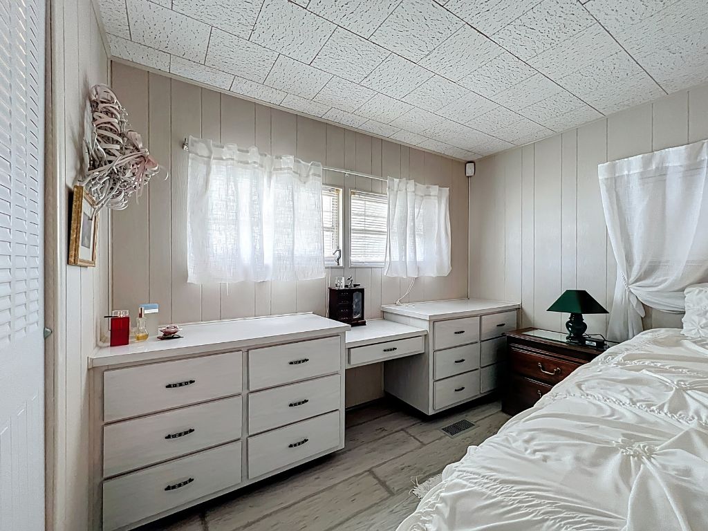 6315 Aloha Drive, Bradenton, Florida 34207, 2 Bedrooms Bedrooms, ,2 BathroomsBathrooms,55-Plus Mobile Home,For Sale,Aloha Drive,3417