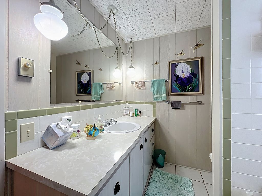 6315 Aloha Drive, Bradenton, Florida 34207, 2 Bedrooms Bedrooms, ,2 BathroomsBathrooms,55-Plus Mobile Home,For Sale,Aloha Drive,3417