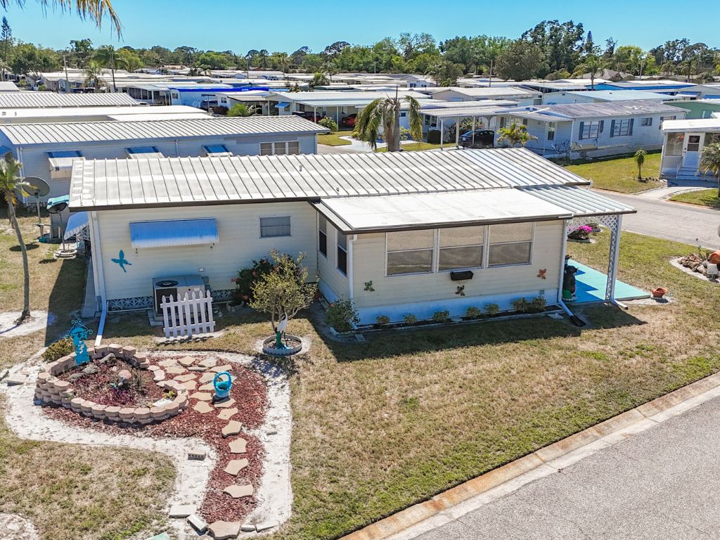 6315 Aloha Drive, Bradenton, Florida 34207, 2 Bedrooms Bedrooms, ,2 BathroomsBathrooms,55-Plus Mobile Home,For Sale,Aloha Drive,3417