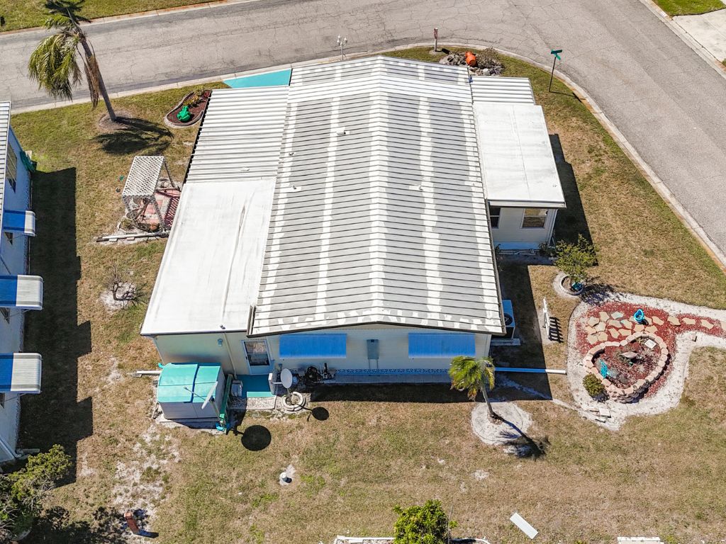 6315 Aloha Drive, Bradenton, Florida 34207, 2 Bedrooms Bedrooms, ,2 BathroomsBathrooms,55-Plus Mobile Home,For Sale,Aloha Drive,3417