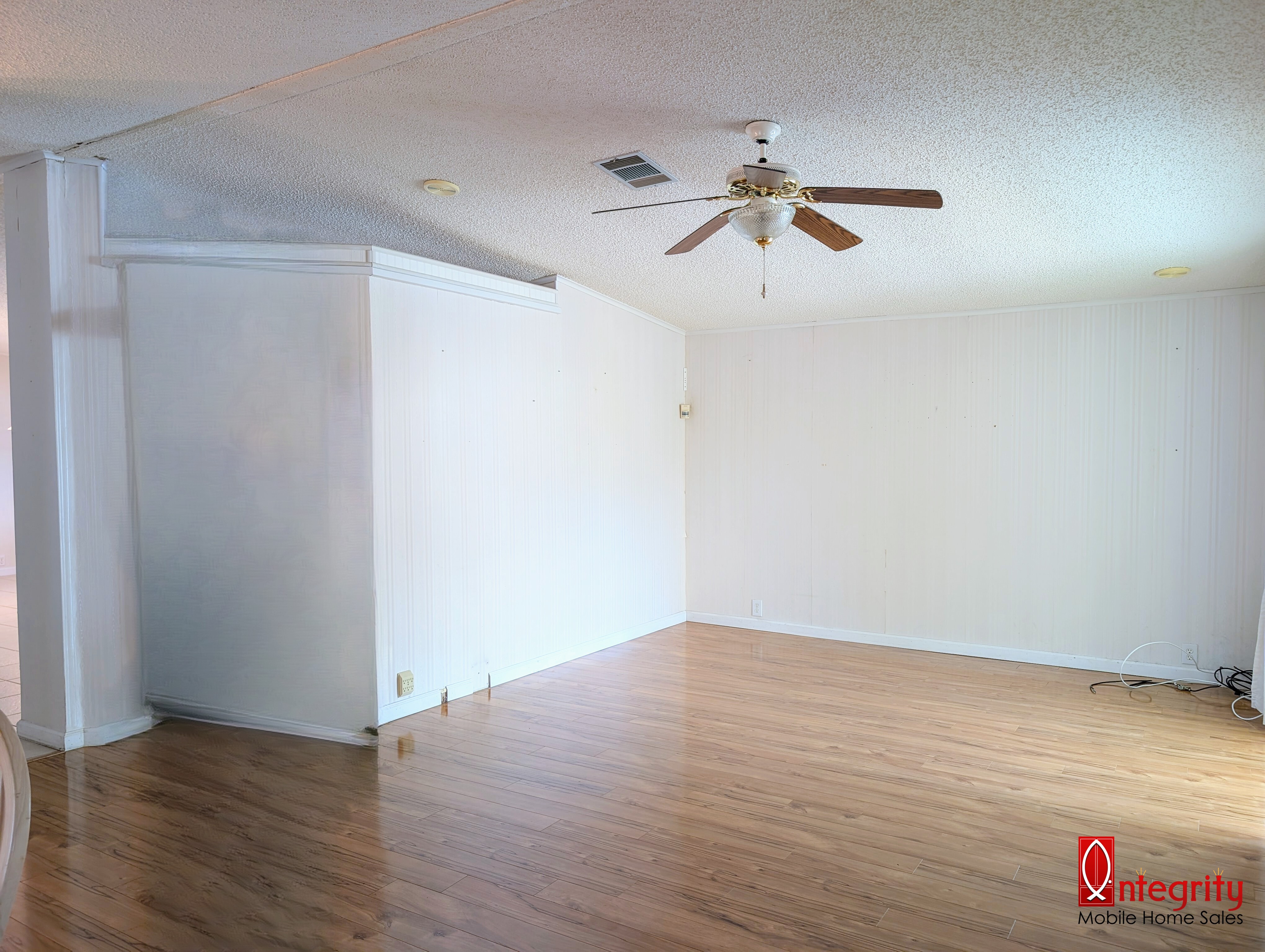 9720 Avalon Drive, Parrish, Florida 34219, 2 Bedrooms Bedrooms, ,2 BathroomsBathrooms,55-Plus Mobile Home,For Sale,Avalon Drive,3423
