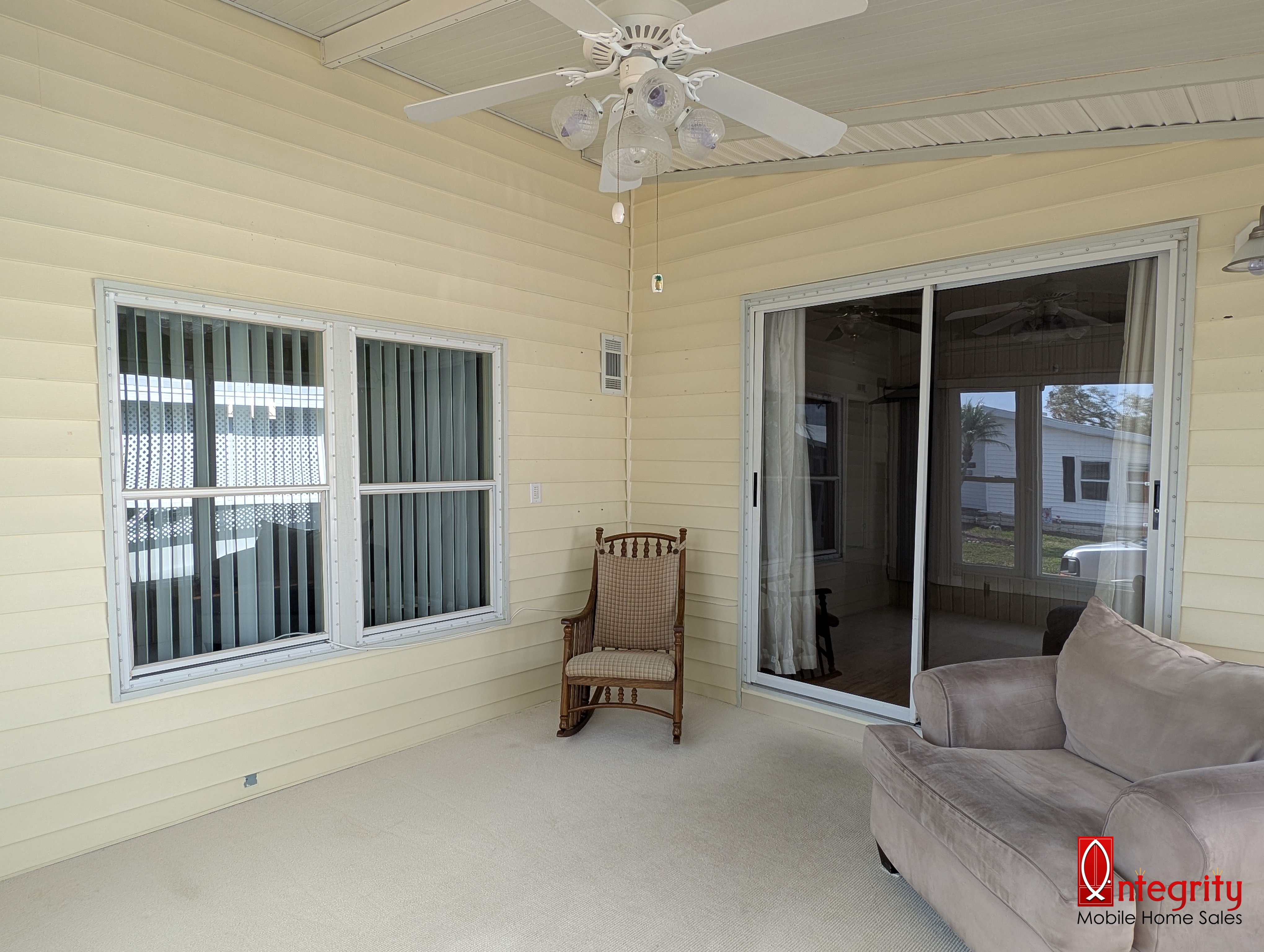 9720 Avalon Drive, Parrish, Florida 34219, 2 Bedrooms Bedrooms, ,2 BathroomsBathrooms,55-Plus Mobile Home,For Sale,Avalon Drive,3423