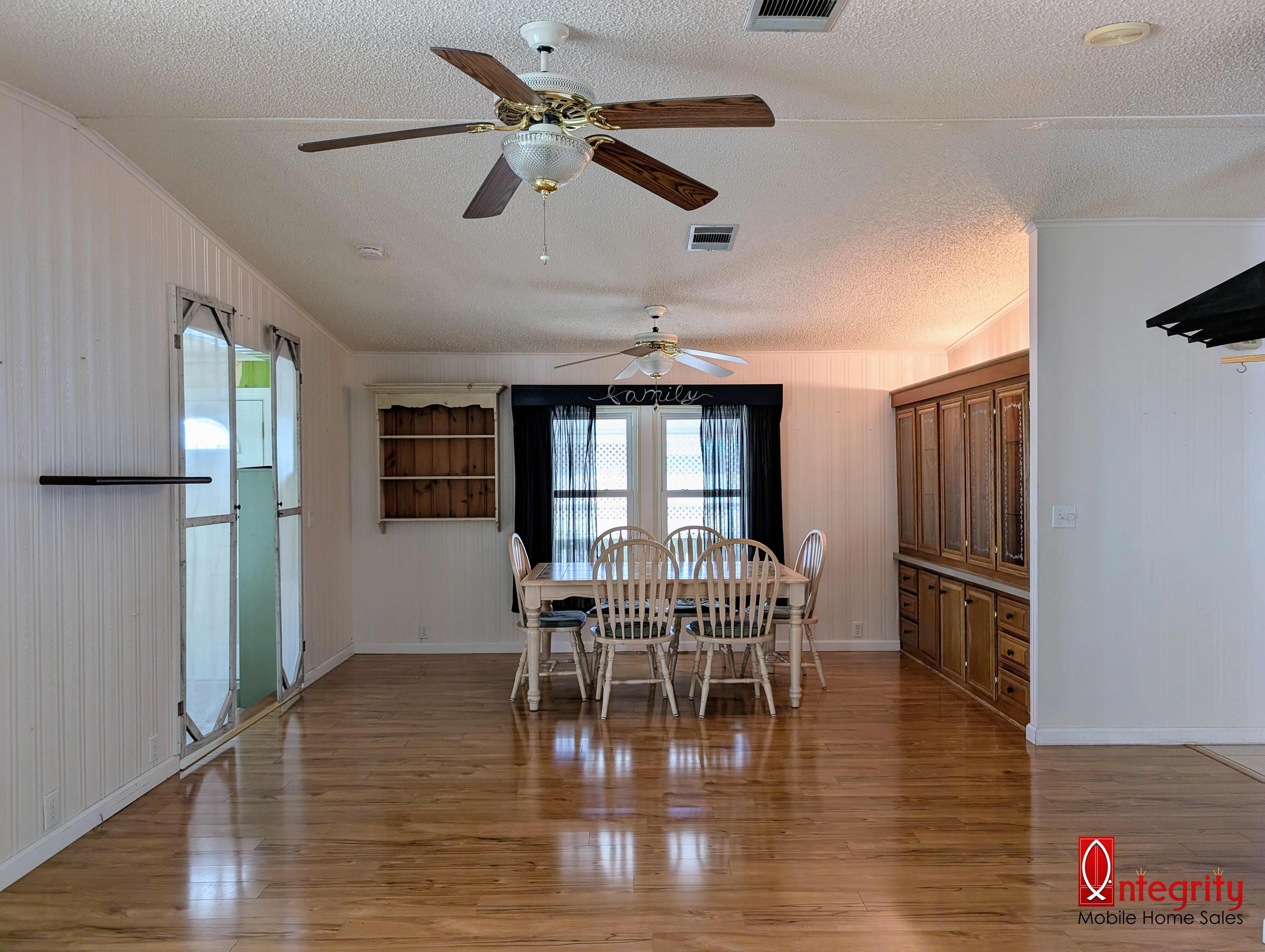 9720 Avalon Drive, Parrish, Florida 34219, 2 Bedrooms Bedrooms, ,2 BathroomsBathrooms,55-Plus Mobile Home,For Sale,Avalon Drive,3423