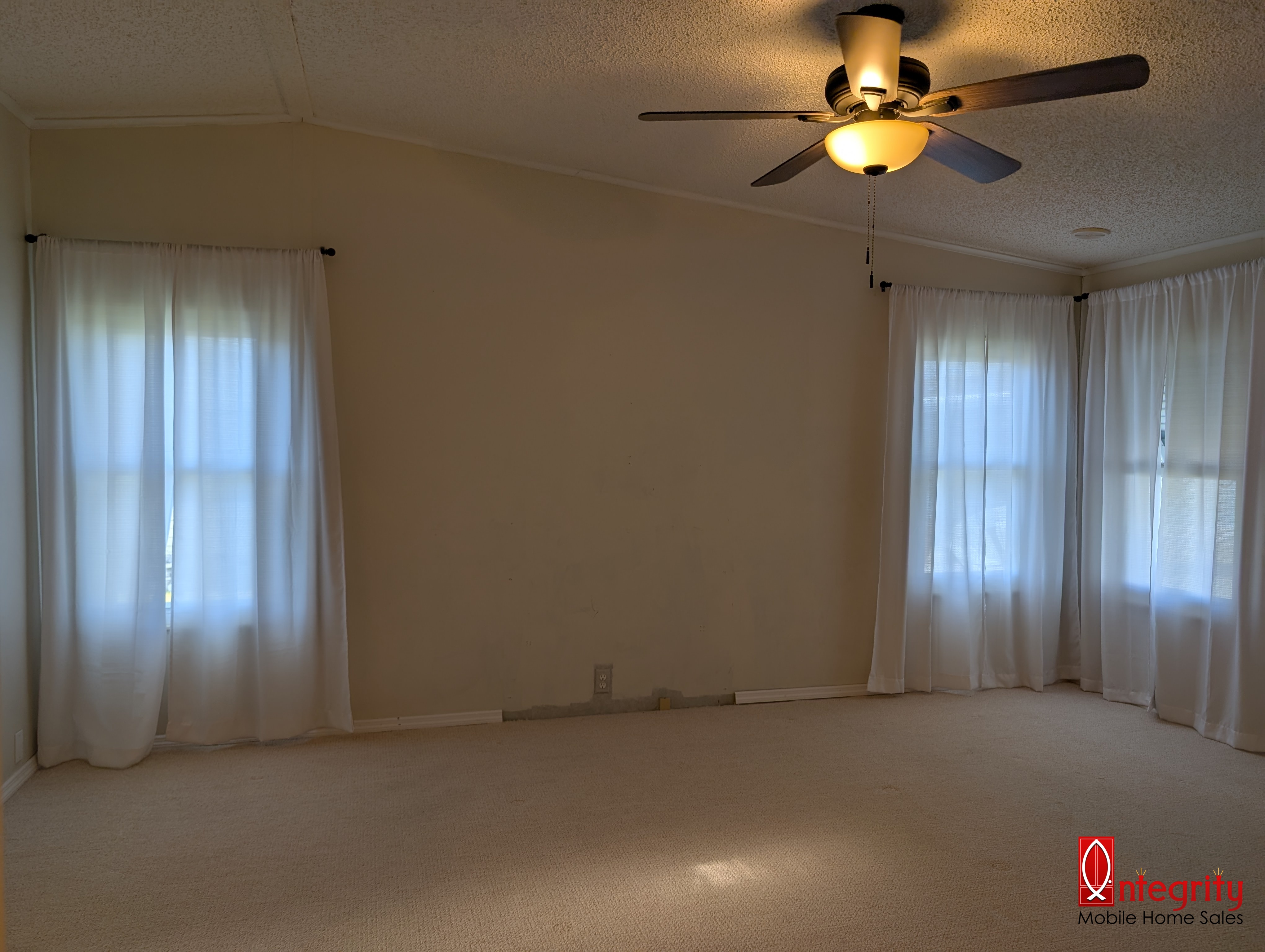 9720 Avalon Drive, Parrish, Florida 34219, 2 Bedrooms Bedrooms, ,2 BathroomsBathrooms,55-Plus Mobile Home,For Sale,Avalon Drive,3423