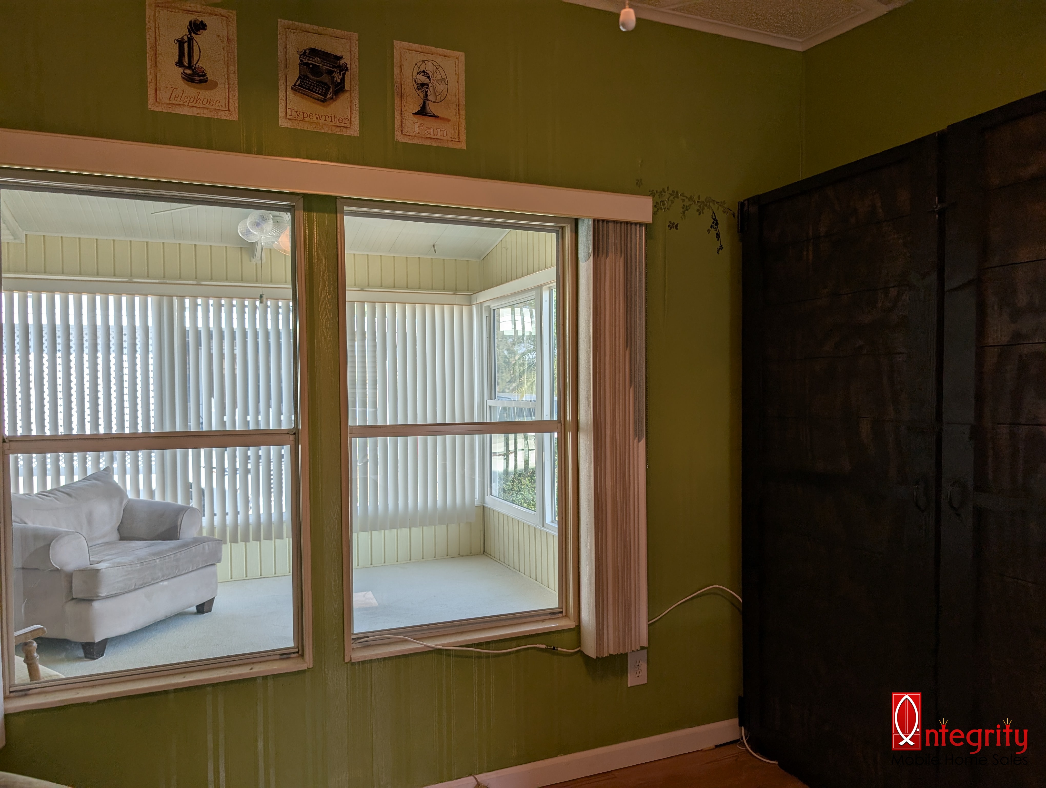 9720 Avalon Drive, Parrish, Florida 34219, 2 Bedrooms Bedrooms, ,2 BathroomsBathrooms,55-Plus Mobile Home,For Sale,Avalon Drive,3423