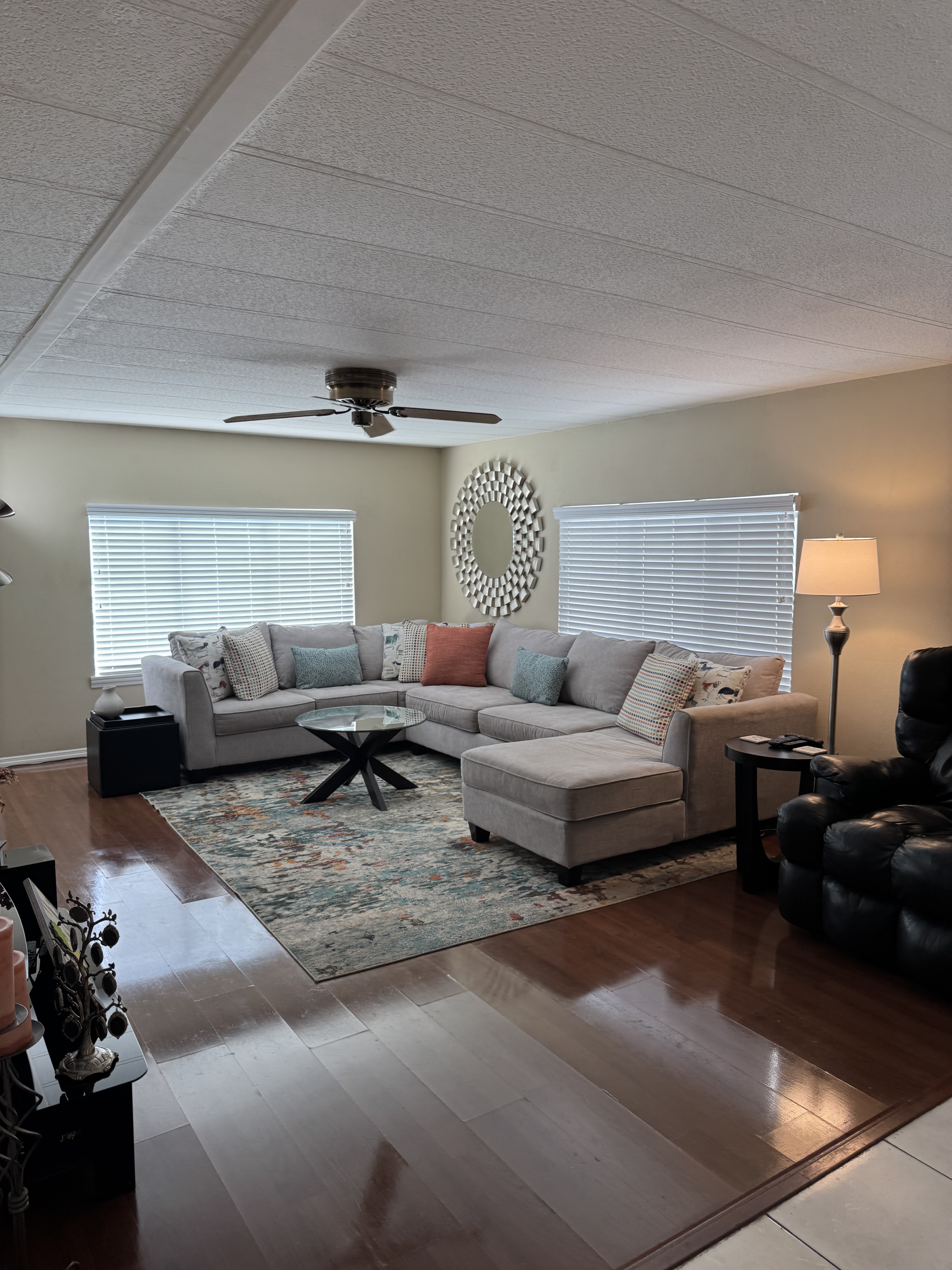 2915 Reinhard Drive, Sarasota, Florida 34234, 3 Bedrooms Bedrooms, ,2 BathroomsBathrooms,55-Plus Mobile Home,For Sale,Reinhard Drive,3449