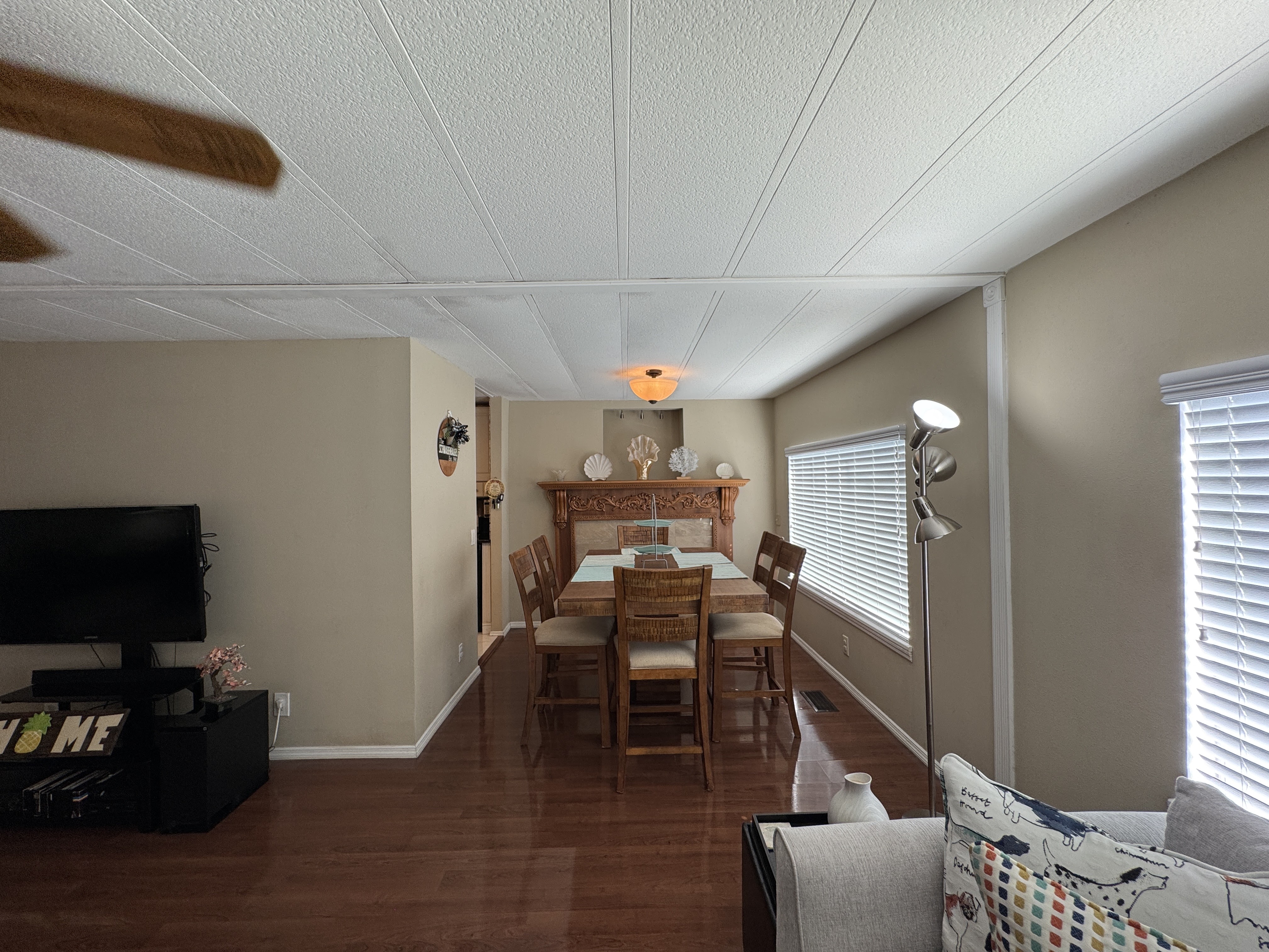 2915 Reinhard Drive, Sarasota, Florida 34234, 3 Bedrooms Bedrooms, ,2 BathroomsBathrooms,55-Plus Mobile Home,For Sale,Reinhard Drive,3449