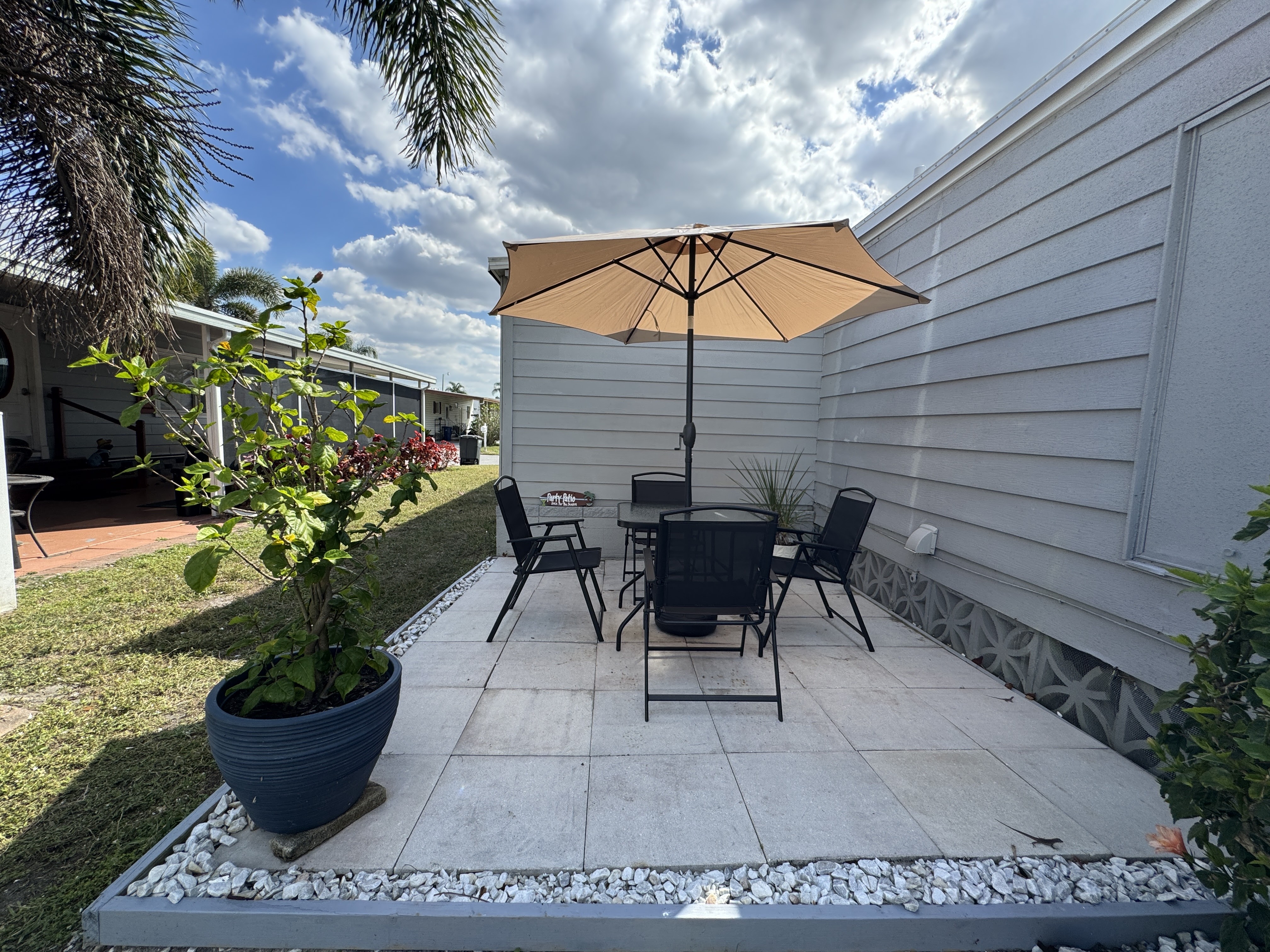 2915 Reinhard Drive, Sarasota, Florida 34234, 3 Bedrooms Bedrooms, ,2 BathroomsBathrooms,55-Plus Mobile Home,For Sale,Reinhard Drive,3449