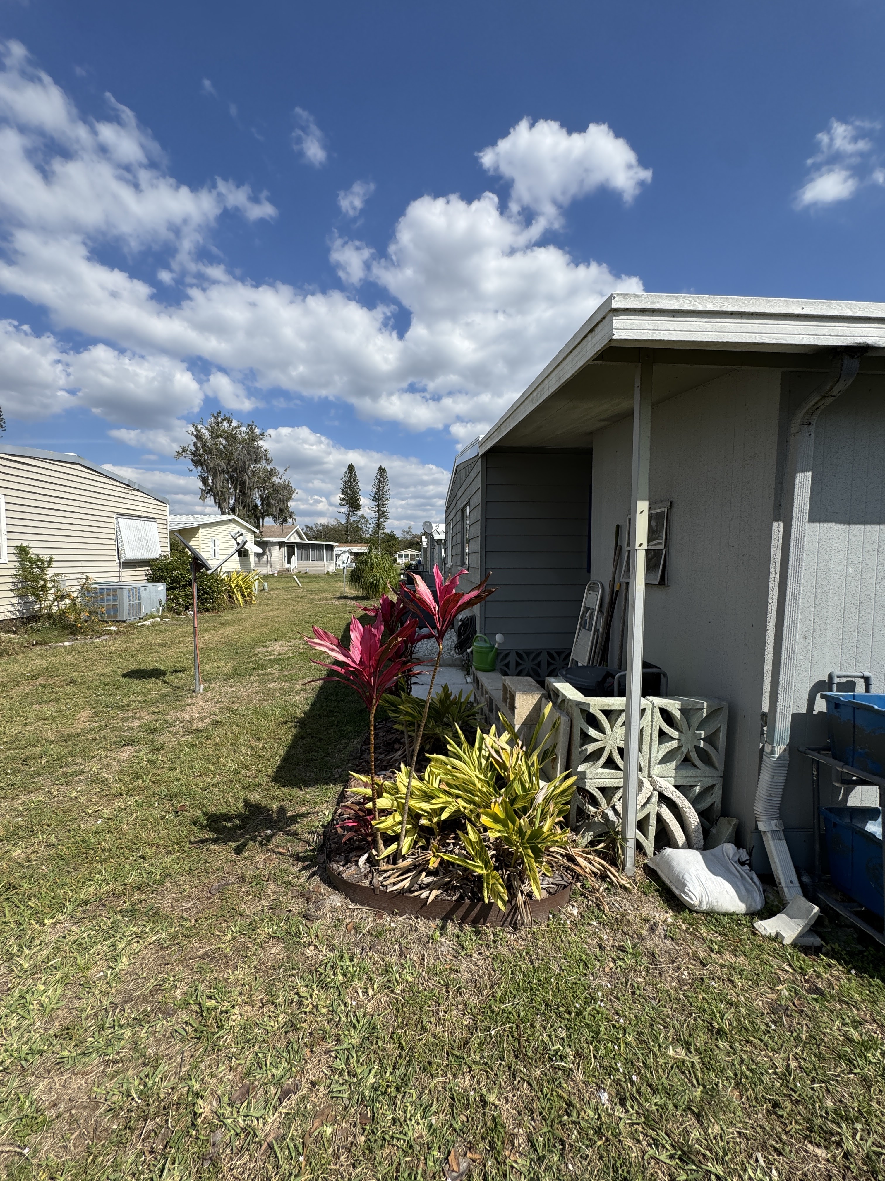 2915 Reinhard Drive, Sarasota, Florida 34234, 3 Bedrooms Bedrooms, ,2 BathroomsBathrooms,55-Plus Mobile Home,For Sale,Reinhard Drive,3449