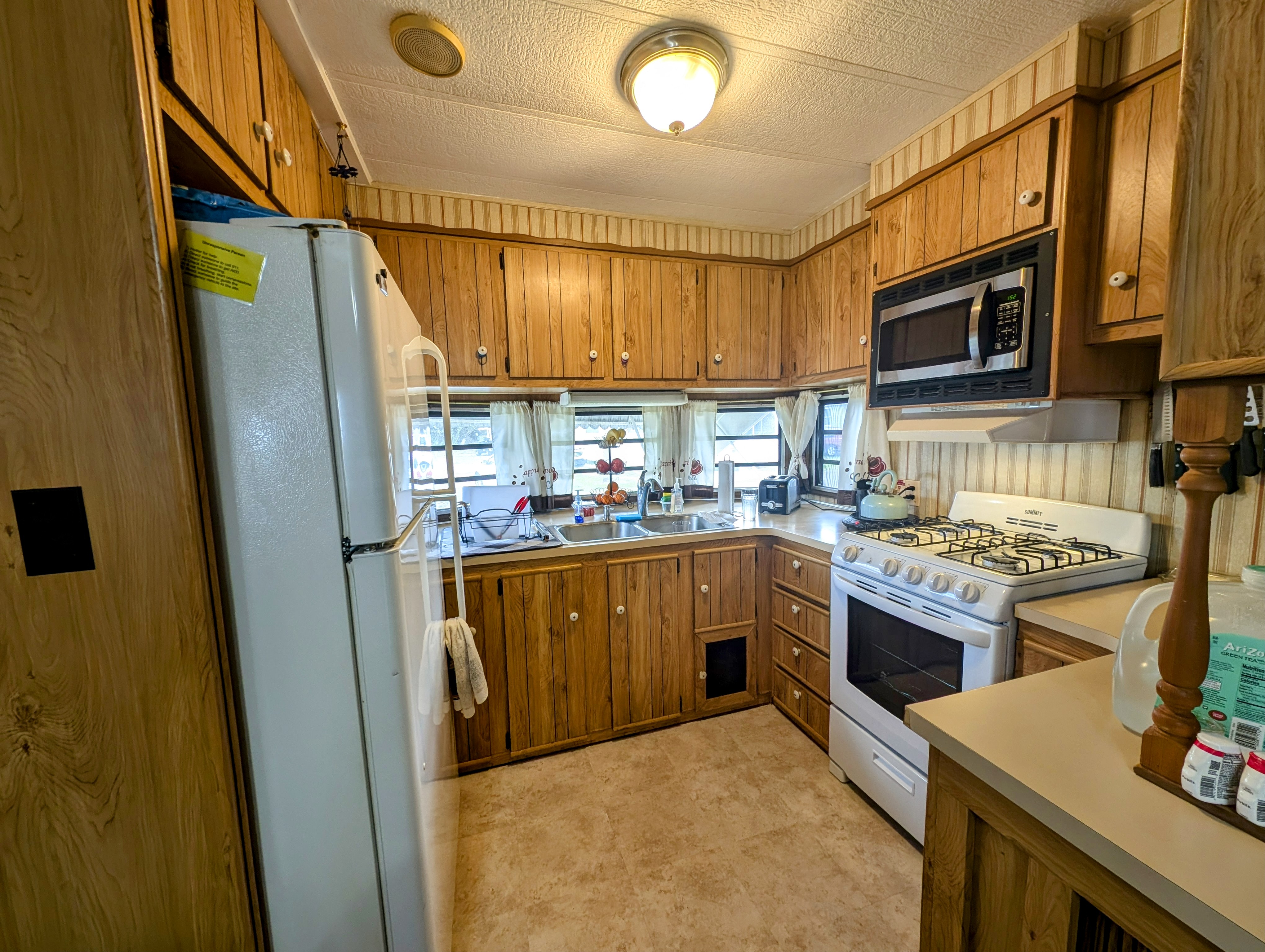 2206 Chaney Drive, Lot 239, Ruskin, Florida 33570, 1 Bedroom Bedrooms, ,1 BathroomBathrooms,55-Plus Mobile Home,For Sale,Chaney Drive, Lot 239,3452