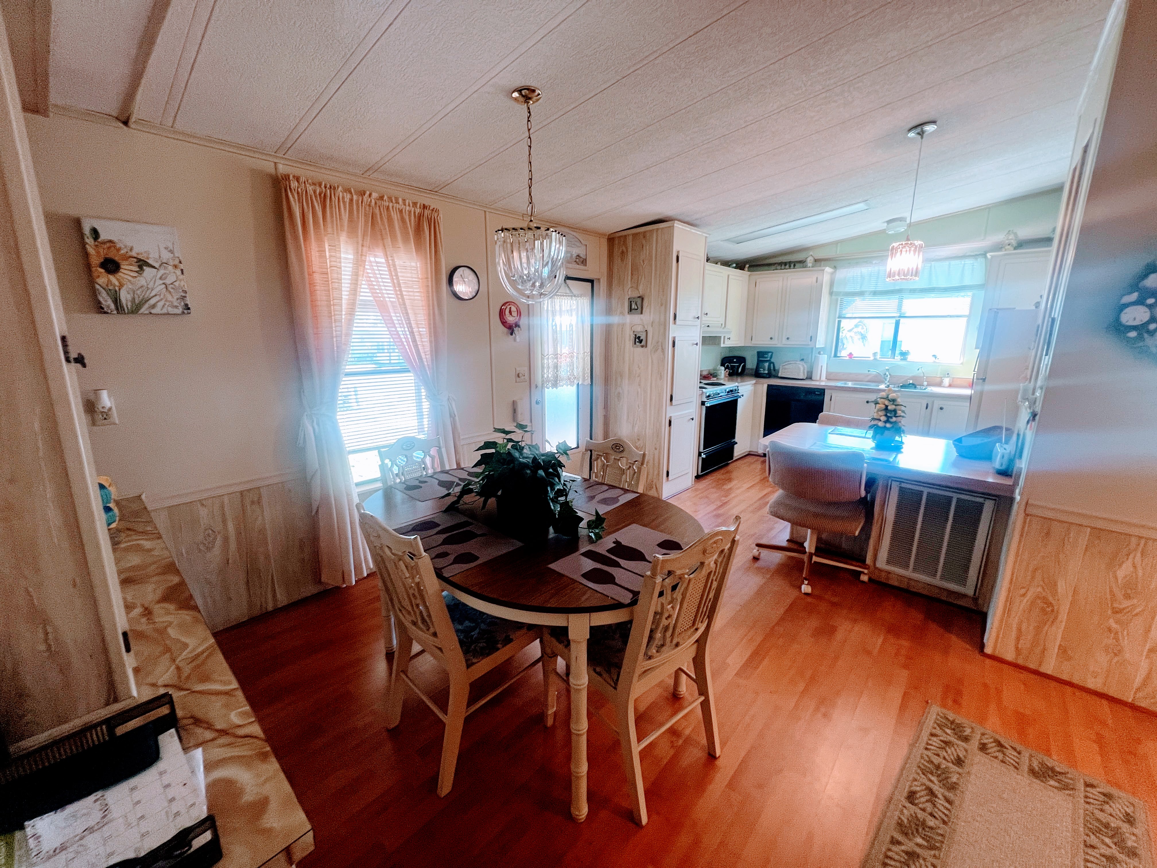 38791 US 19 N, Lot 824, Tarpon Springs, Florida 34689, 2 Bedrooms Bedrooms, ,2 BathroomsBathrooms,55-Plus Mobile Home,For Sale,US 19 N, Lot 824,3458