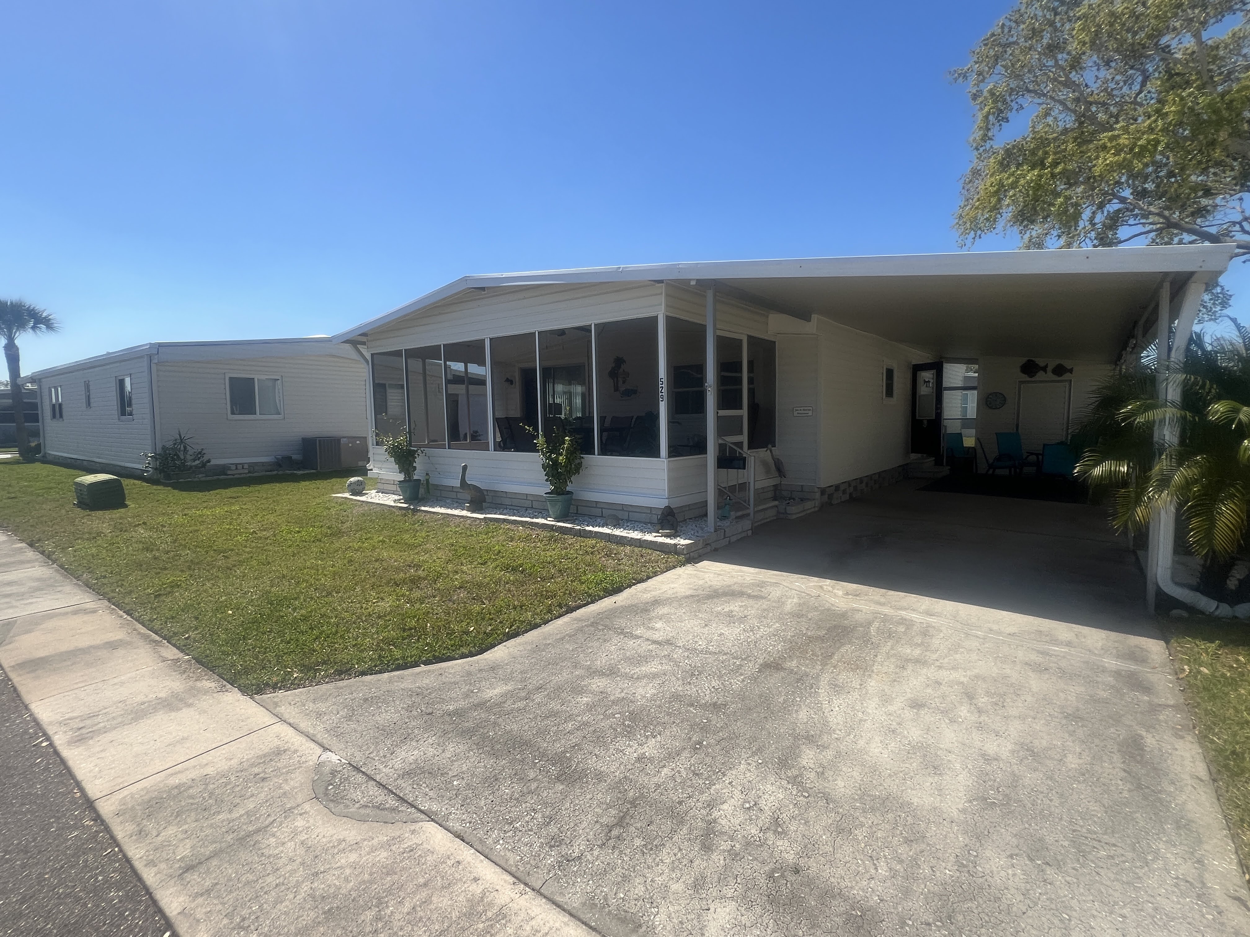 1071 Donegan Road, Lot 529, Largo, Florida 33771, 2 Bedrooms Bedrooms, ,2 BathroomsBathrooms,55-Plus Mobile Home,For Sale,Donegan Road, Lot 529,3462