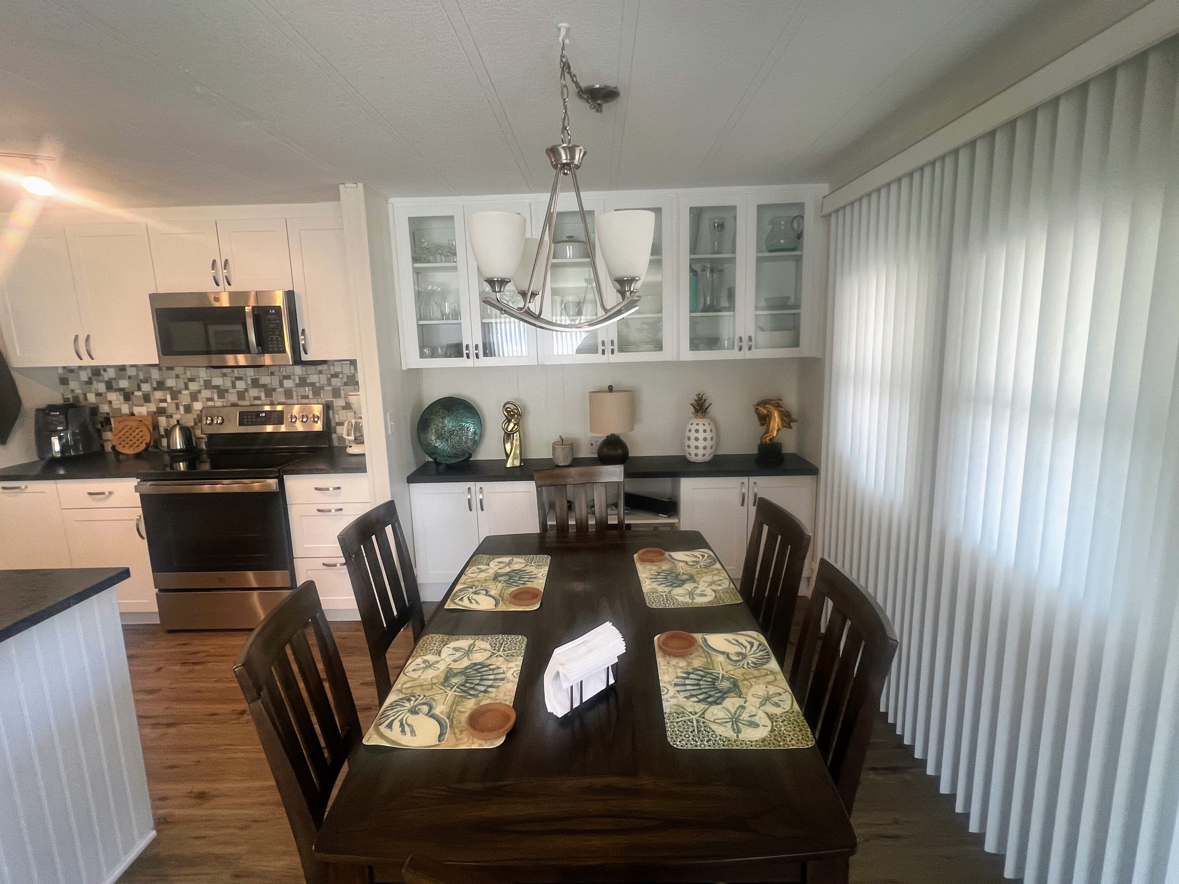 1071 Donegan Road, Lot 529, Largo, Florida 33771, 2 Bedrooms Bedrooms, ,2 BathroomsBathrooms,55-Plus Mobile Home,For Sale,Donegan Road, Lot 529,3462
