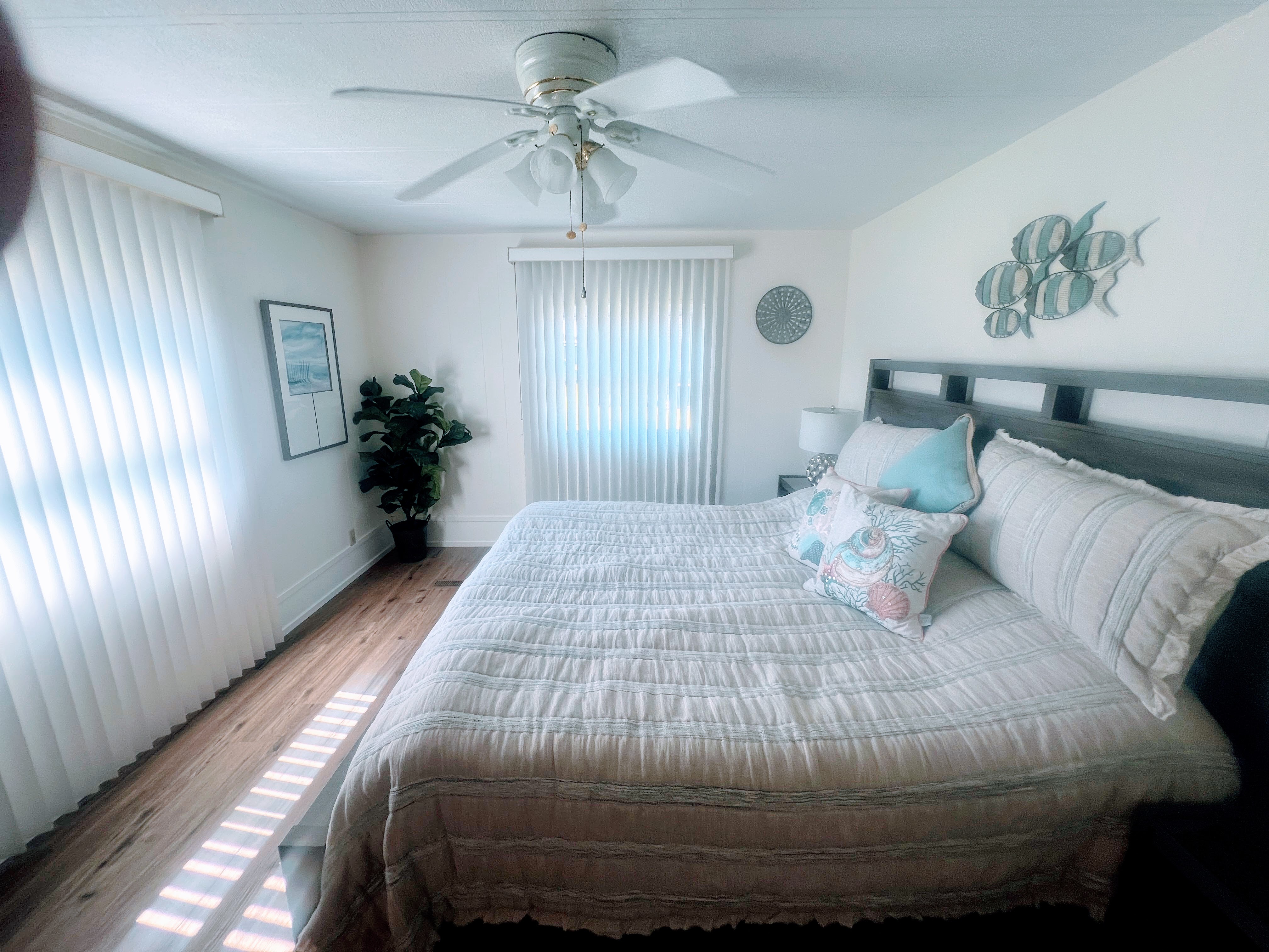 1071 Donegan Road, Lot 529, Largo, Florida 33771, 2 Bedrooms Bedrooms, ,2 BathroomsBathrooms,55-Plus Mobile Home,For Sale,Donegan Road, Lot 529,3462