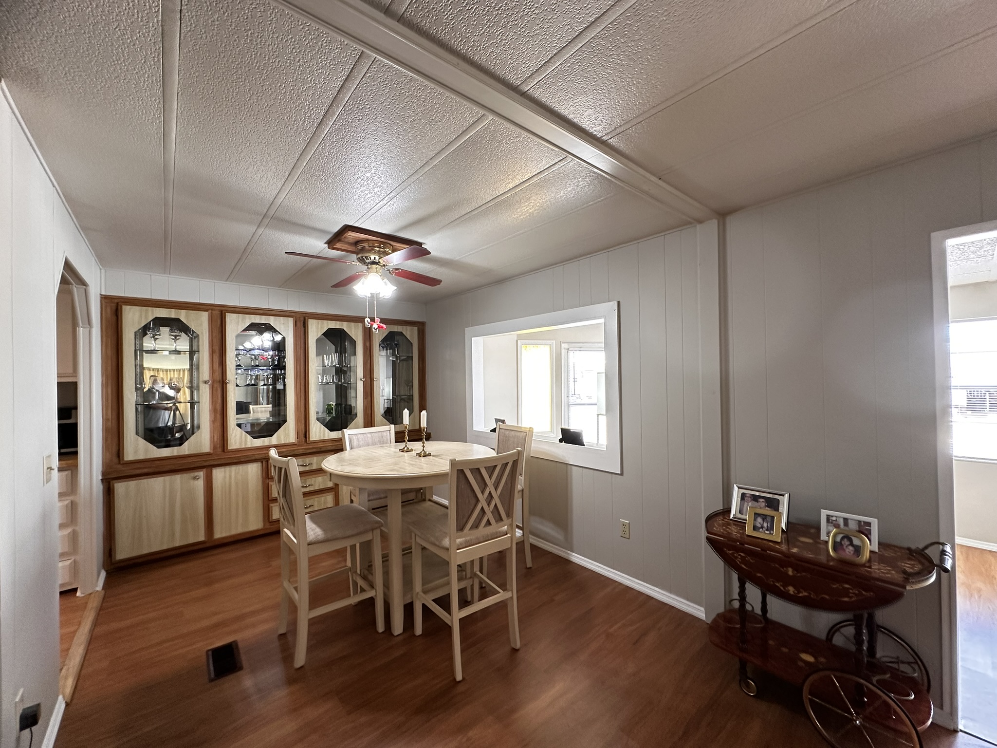 414 Sunset Circle North, Ellenton, Florida 34222, 2 Bedrooms Bedrooms, ,2 BathroomsBathrooms,55-Plus Mobile Home,For Sale,Sunset Circle North,3463