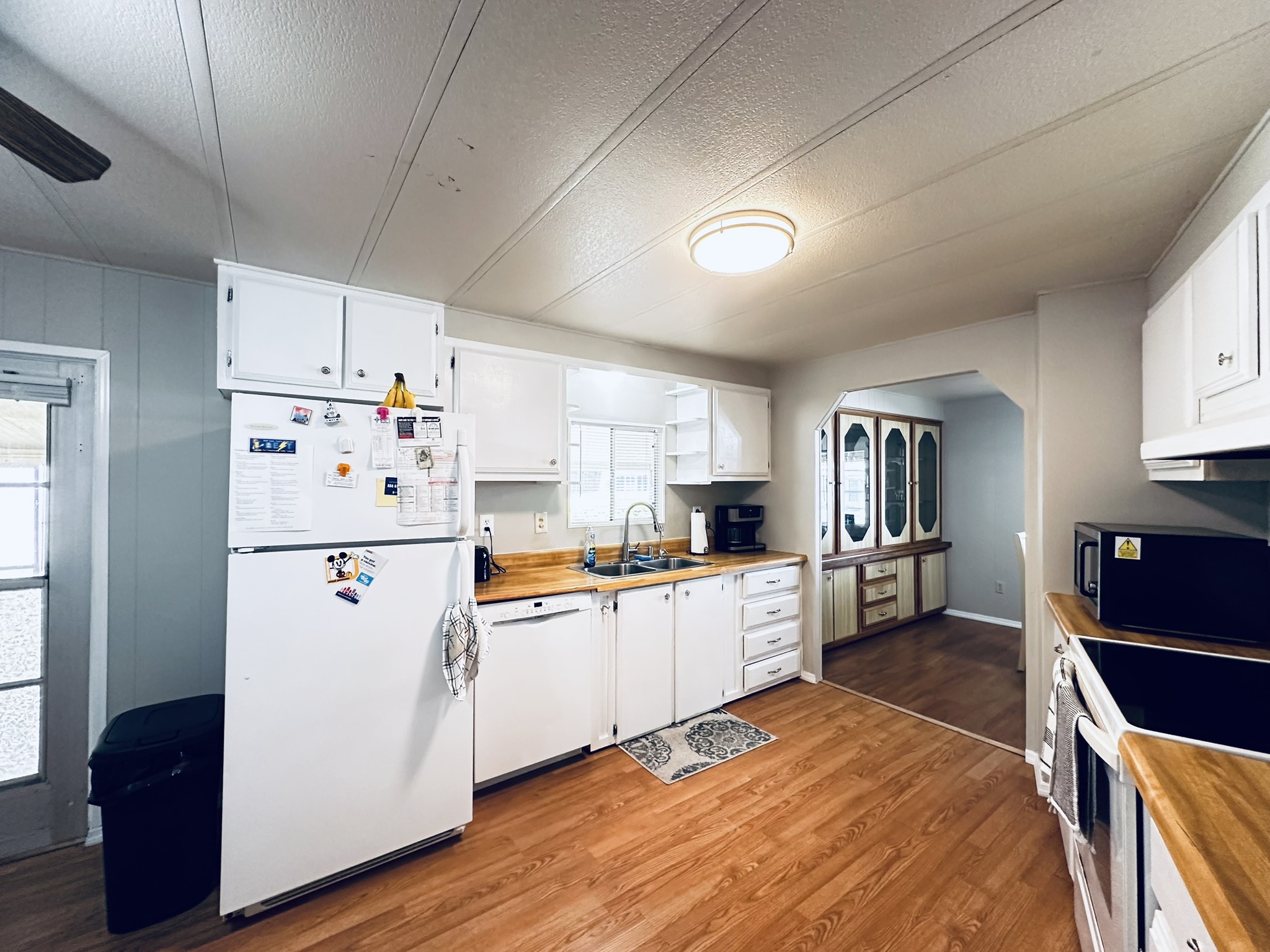 414 Sunset Circle North, Ellenton, Florida 34222, 2 Bedrooms Bedrooms, ,2 BathroomsBathrooms,55-Plus Mobile Home,For Sale,Sunset Circle North,3463
