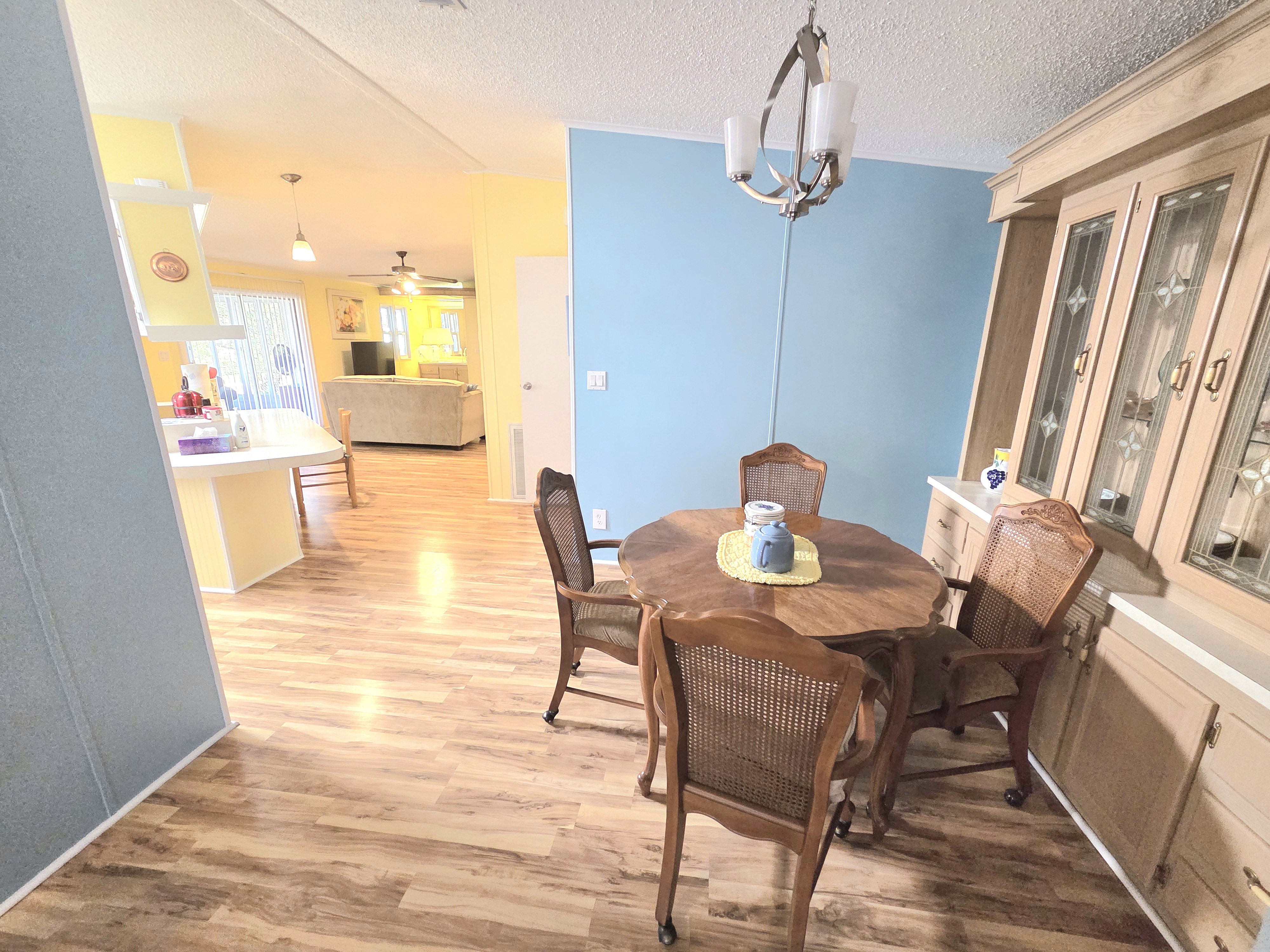 123 Orchid View Drive, Parrish, Florida 34219, 2 Bedrooms Bedrooms, ,2 BathroomsBathrooms,55-Plus Mobile Home,For Sale,Orchid View Drive,3477