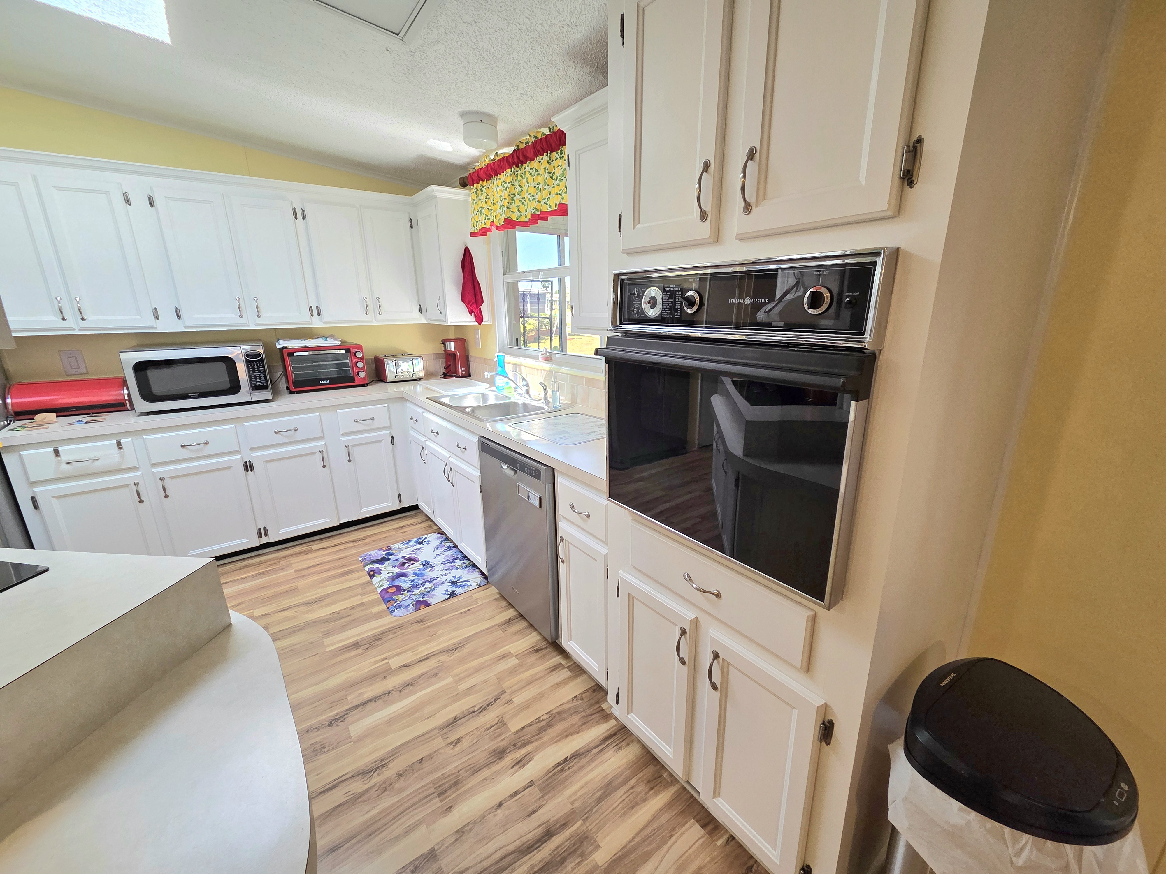 123 Orchid View Drive, Parrish, Florida 34219, 2 Bedrooms Bedrooms, ,2 BathroomsBathrooms,55-Plus Mobile Home,For Sale,Orchid View Drive,3477
