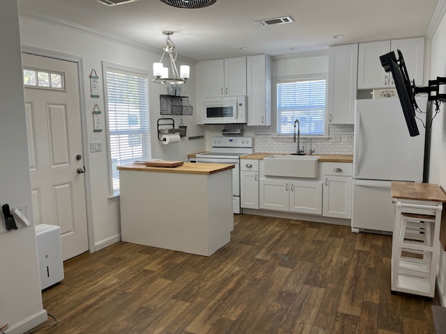 803 Old Mission Road, Lot 31, New Smyrna Beach, Florida 32168, 1 Bedroom Bedrooms, ,1 BathroomBathrooms,All - Age Mobile Home,For Sale,Old Mission Road, Lot 31,3512
