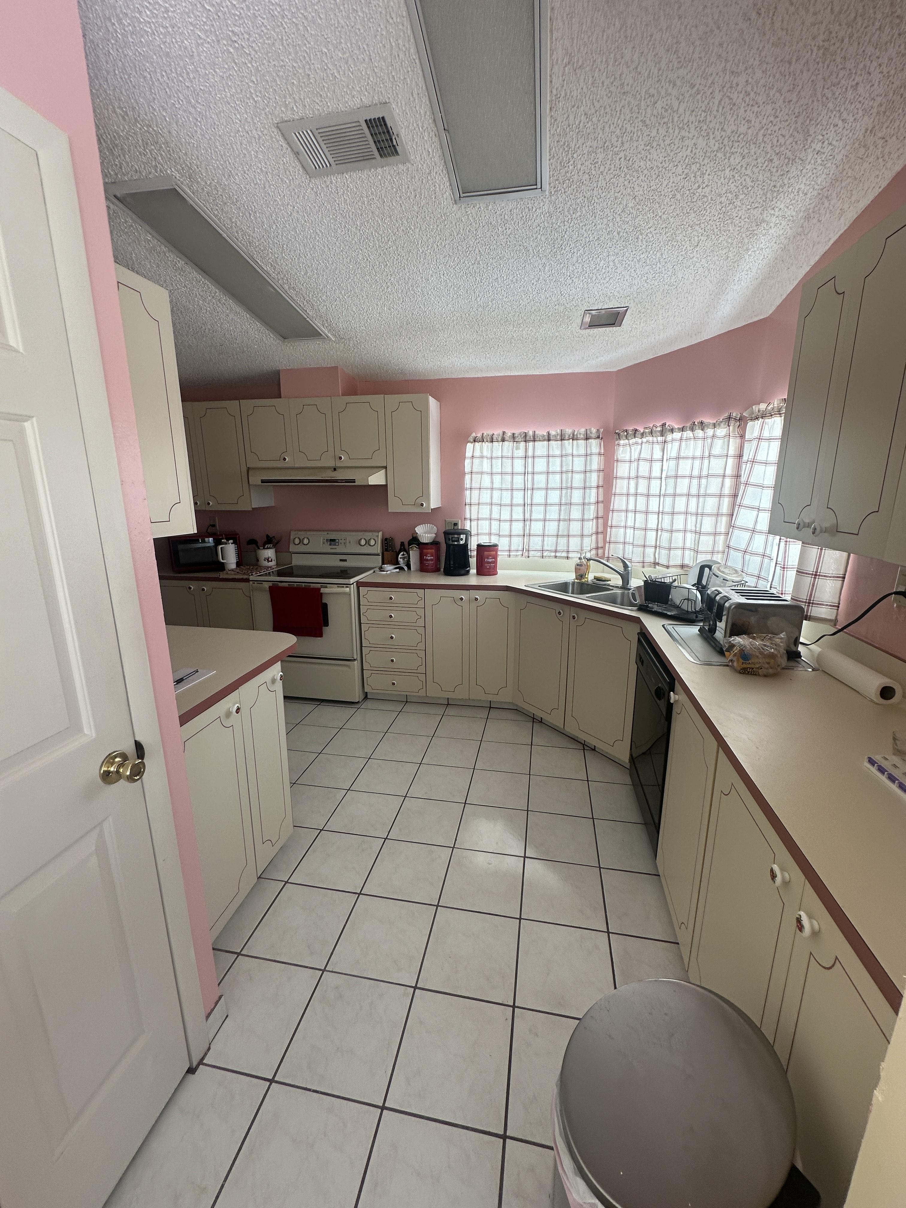 37611 Bimini Drive, Zephyrhills, Florida 33541, 2 Bedrooms Bedrooms, ,2 BathroomsBathrooms,55-Plus Mobile Home,For Sale,Bimini Drive,3517