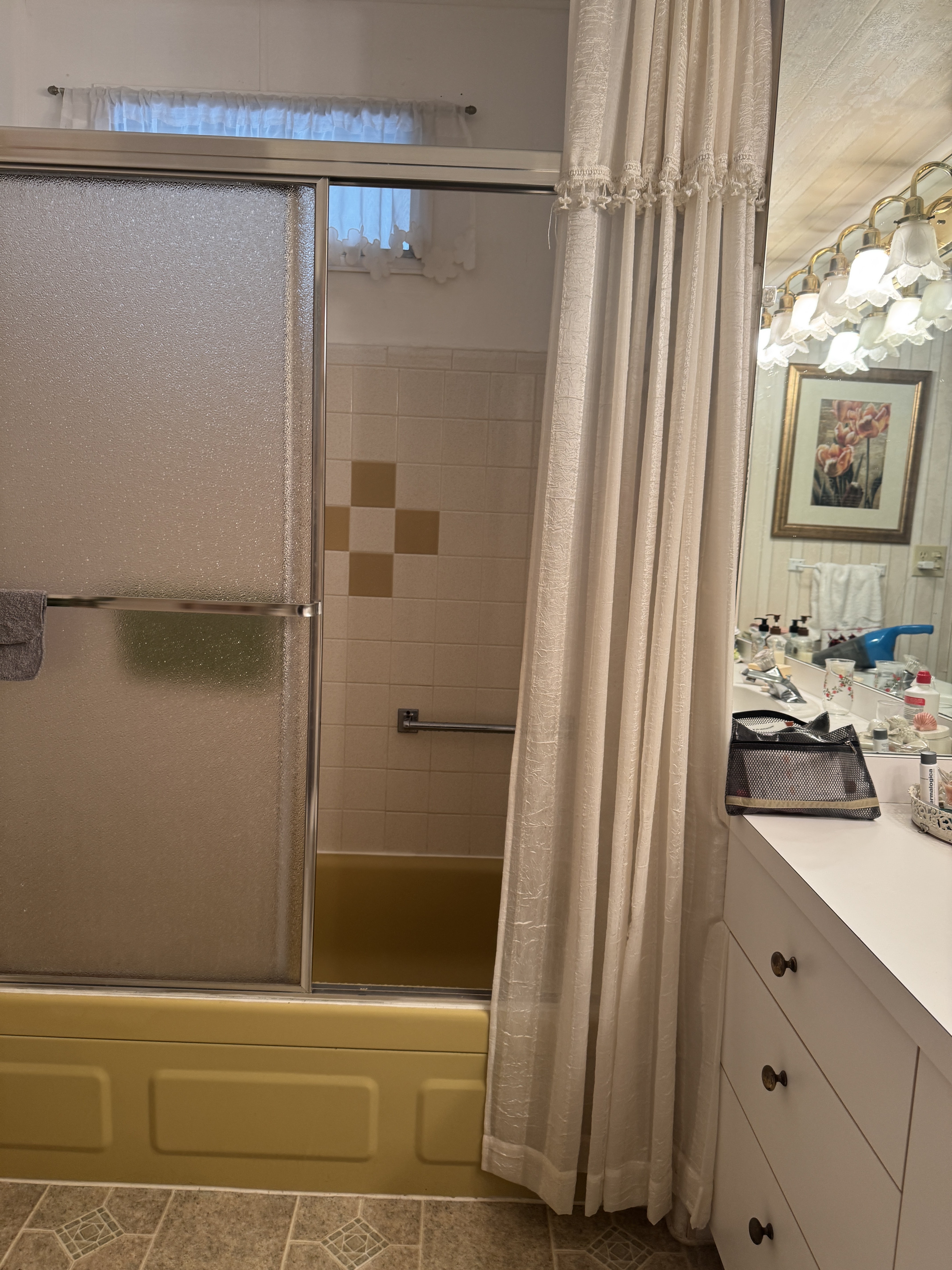 4232 Pittenger Drive, Sarasota, Florida 34234, 2 Bedrooms Bedrooms, ,2 BathroomsBathrooms,55-Plus Mobile Home,For Sale,Pittenger Drive,3519