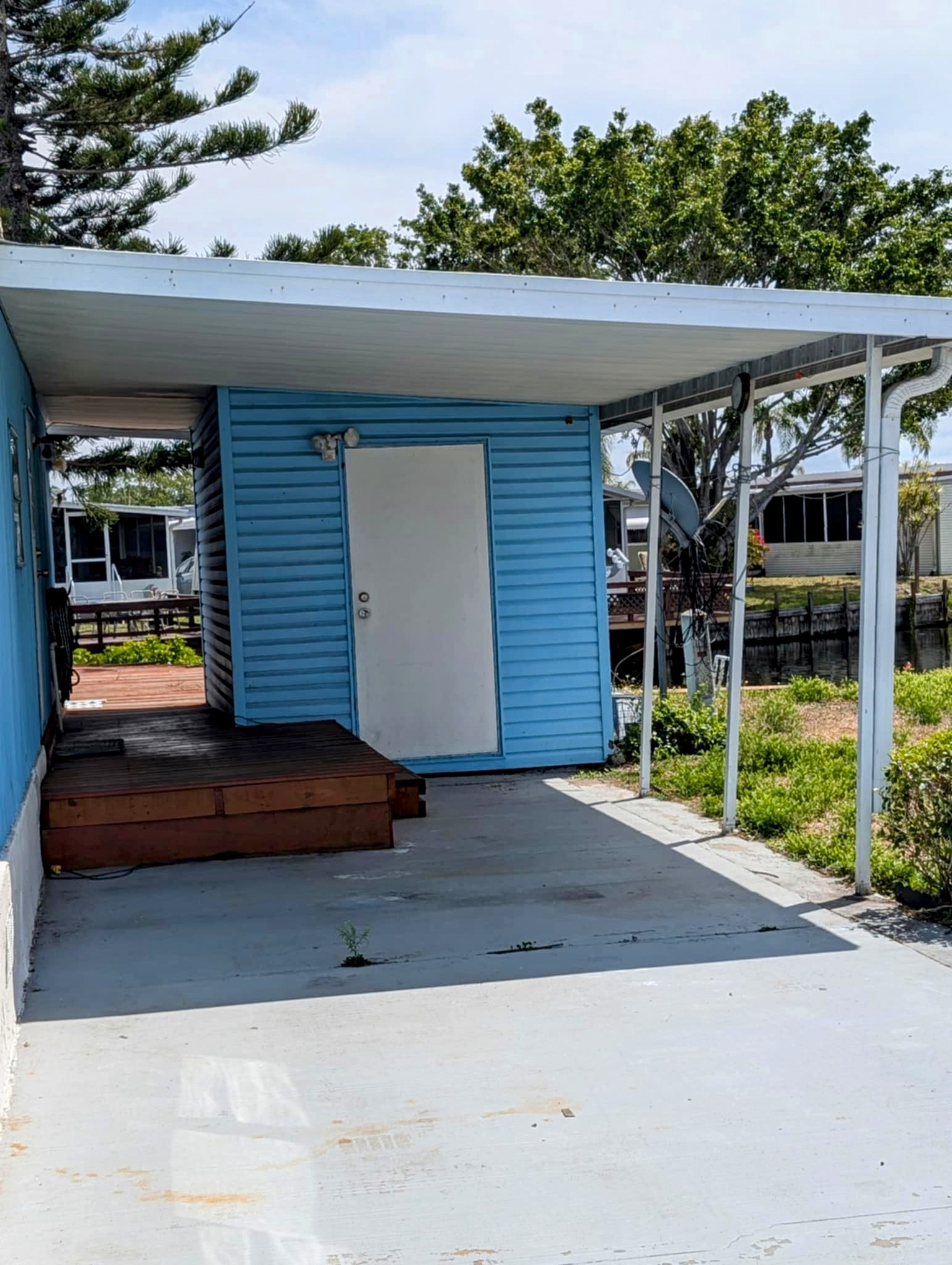 3602 Luau Drive, Ruskin, Florida 33570, 2 Bedrooms Bedrooms, ,1 BathroomBathrooms,All - Age Mobile Home,For Sale,Luau Drive,3545