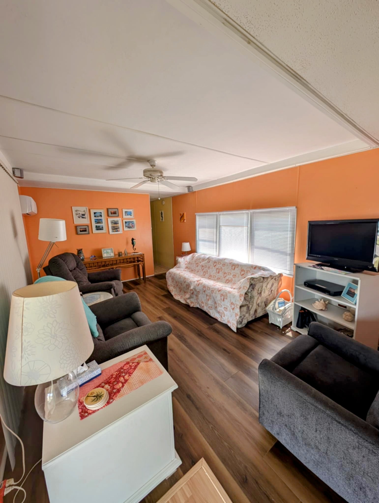 3602 Luau Drive, Ruskin, Florida 33570, 2 Bedrooms Bedrooms, ,1 BathroomBathrooms,All - Age Mobile Home,For Sale,Luau Drive,3545