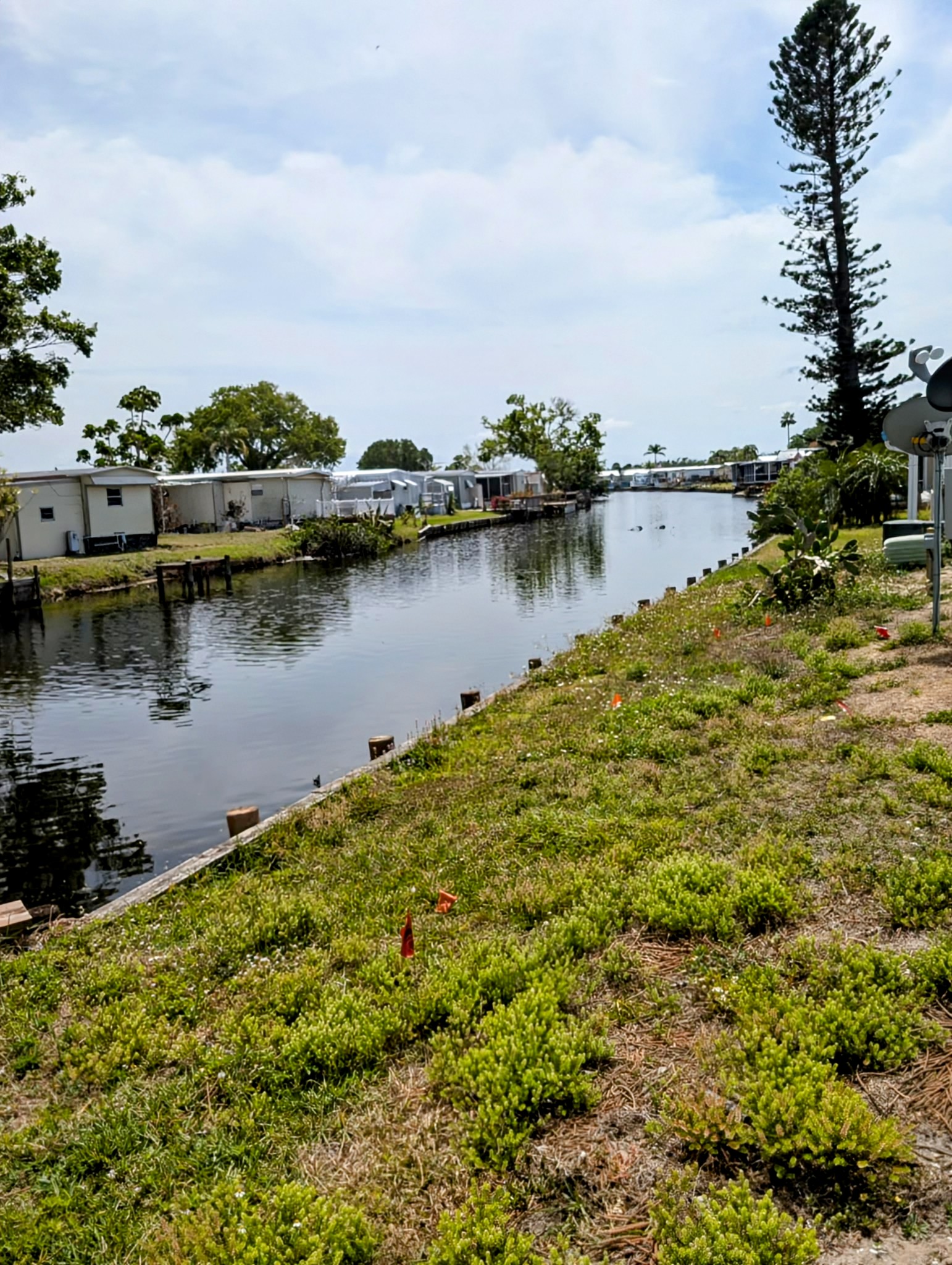 3602 Luau Drive, Ruskin, Florida 33570, 2 Bedrooms Bedrooms, ,1 BathroomBathrooms,All - Age Mobile Home,For Sale,Luau Drive,3545
