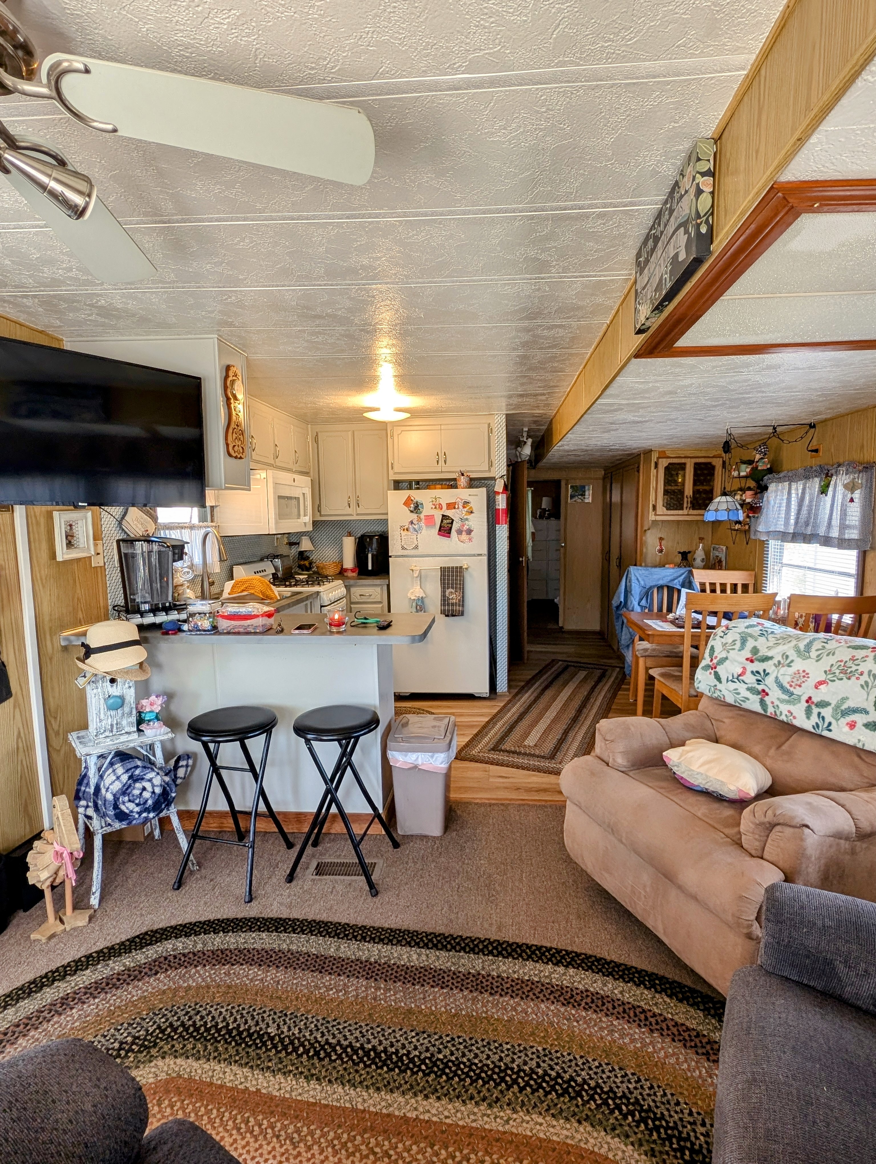 2206 Chaney Drive, Lot 237, Ruskin, Florida 33570, 1 Bedroom Bedrooms, ,1 BathroomBathrooms,55-Plus Mobile Home,For Sale,Chaney Drive, Lot 237,3546