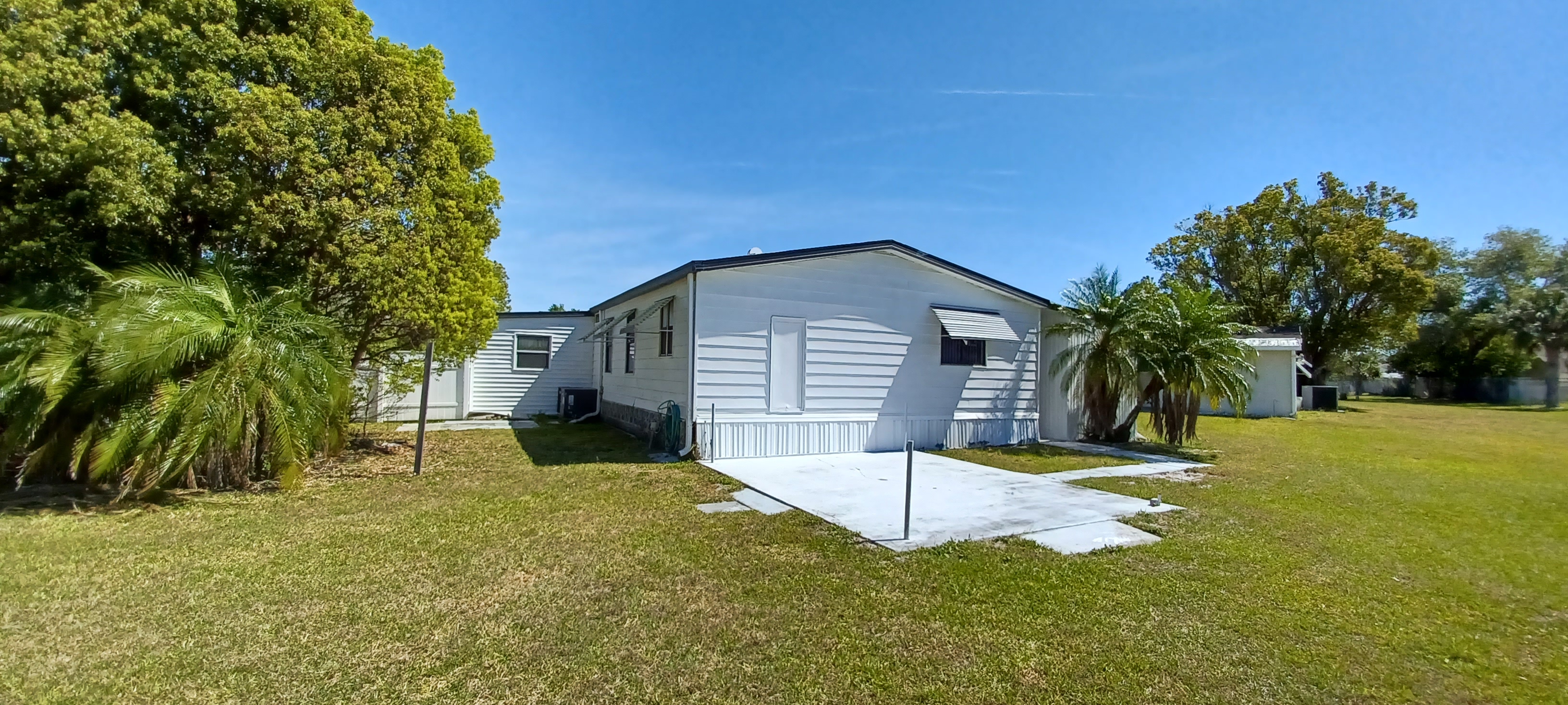 1752 Kingsmill Drive, Lot 947, Orlando, Florida 32826, 2 Bedrooms Bedrooms, ,2 BathroomsBathrooms,55-Plus Mobile Home,For Sale,Kingsmill Drive, Lot 947,3559